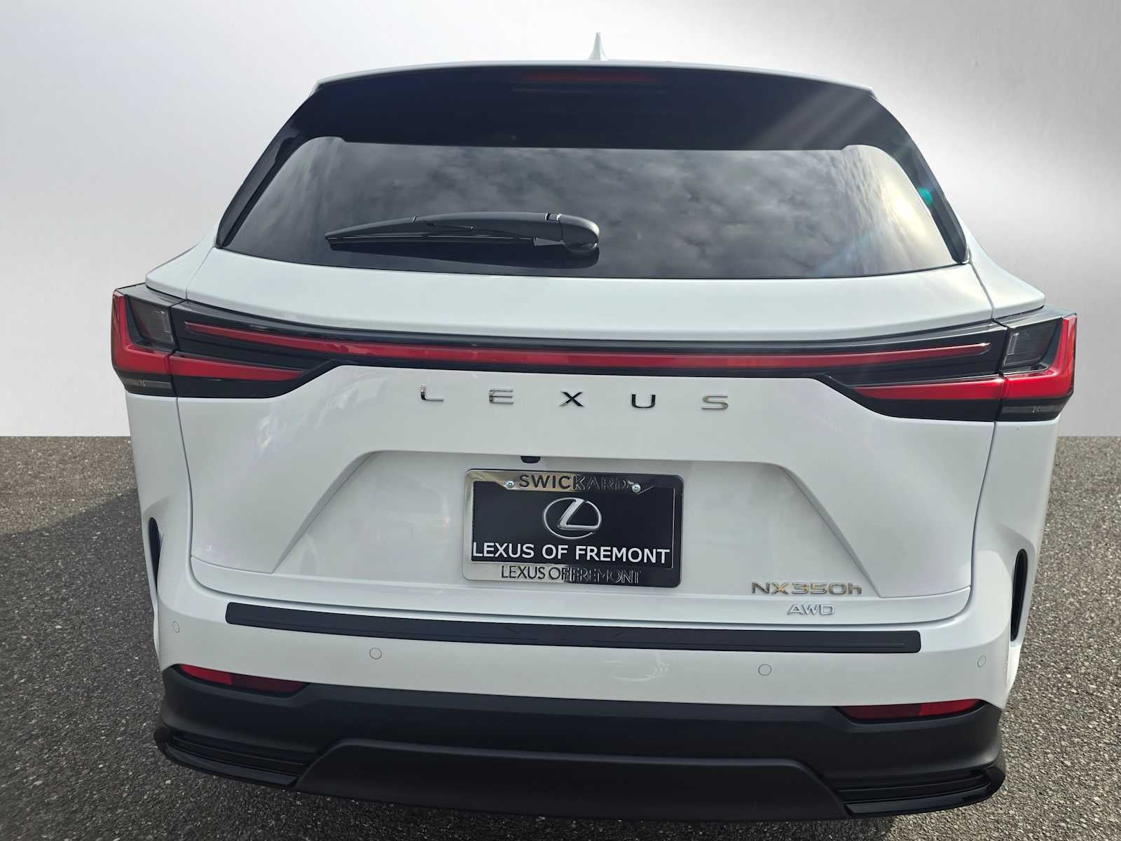 2026 Lexus NX 350h PREMIUM