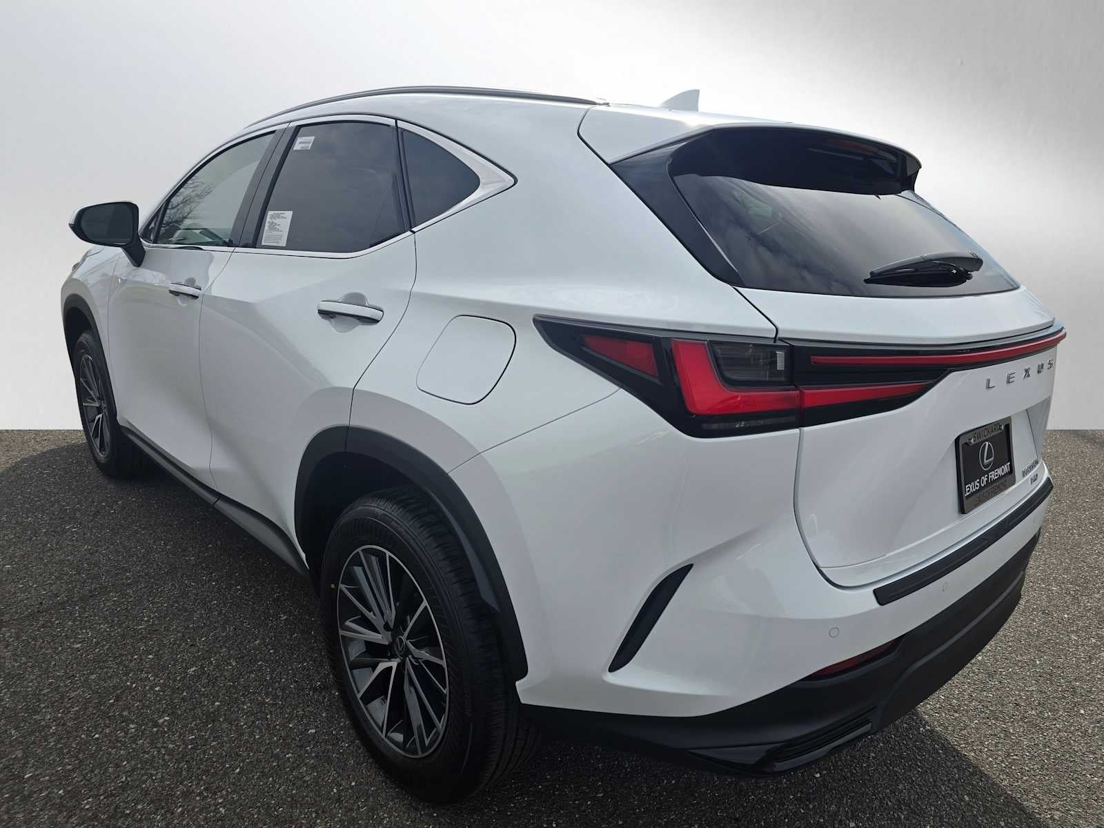 2026 Lexus NX 350h PREMIUM