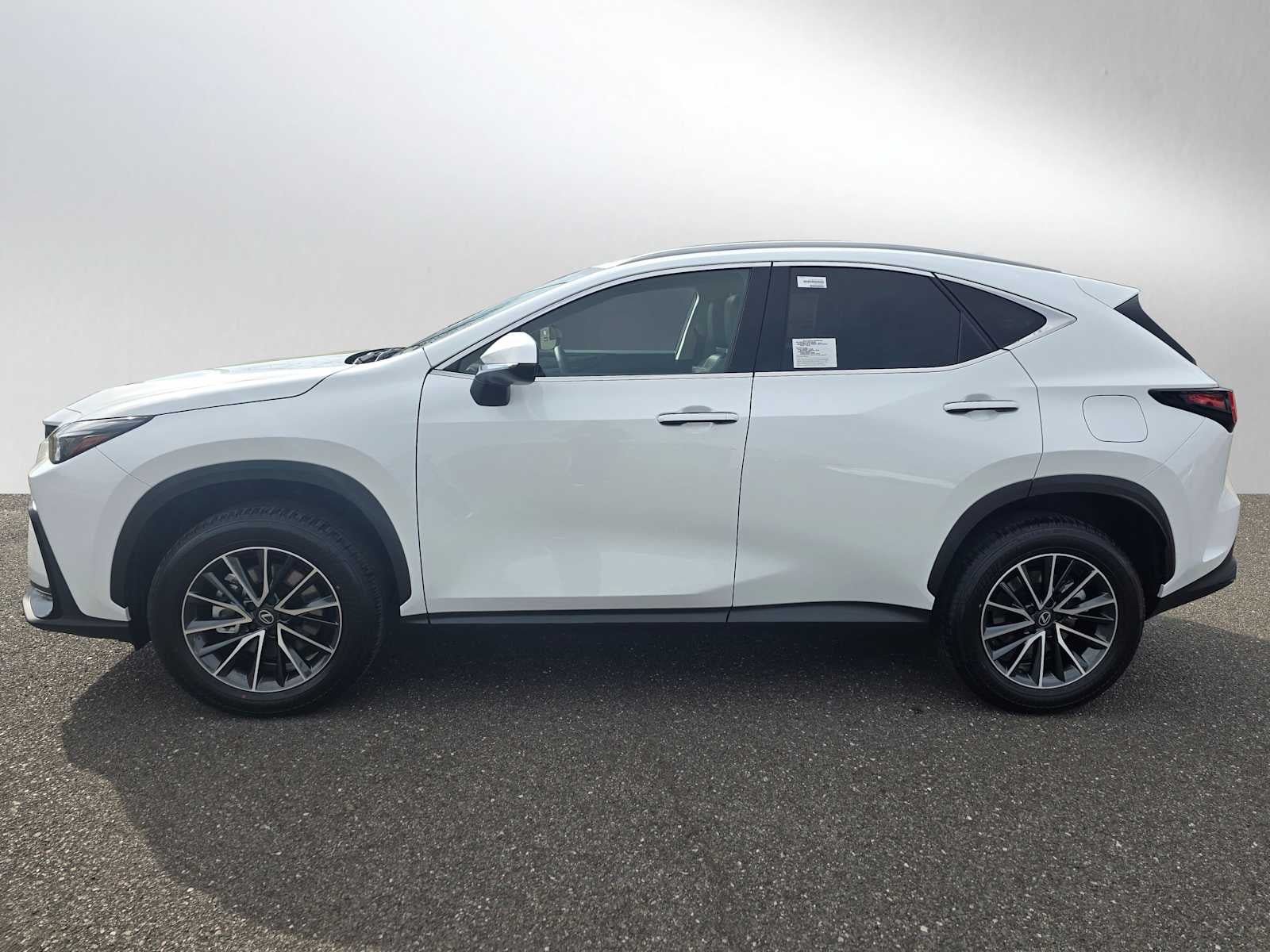 2026 Lexus NX 350h PREMIUM