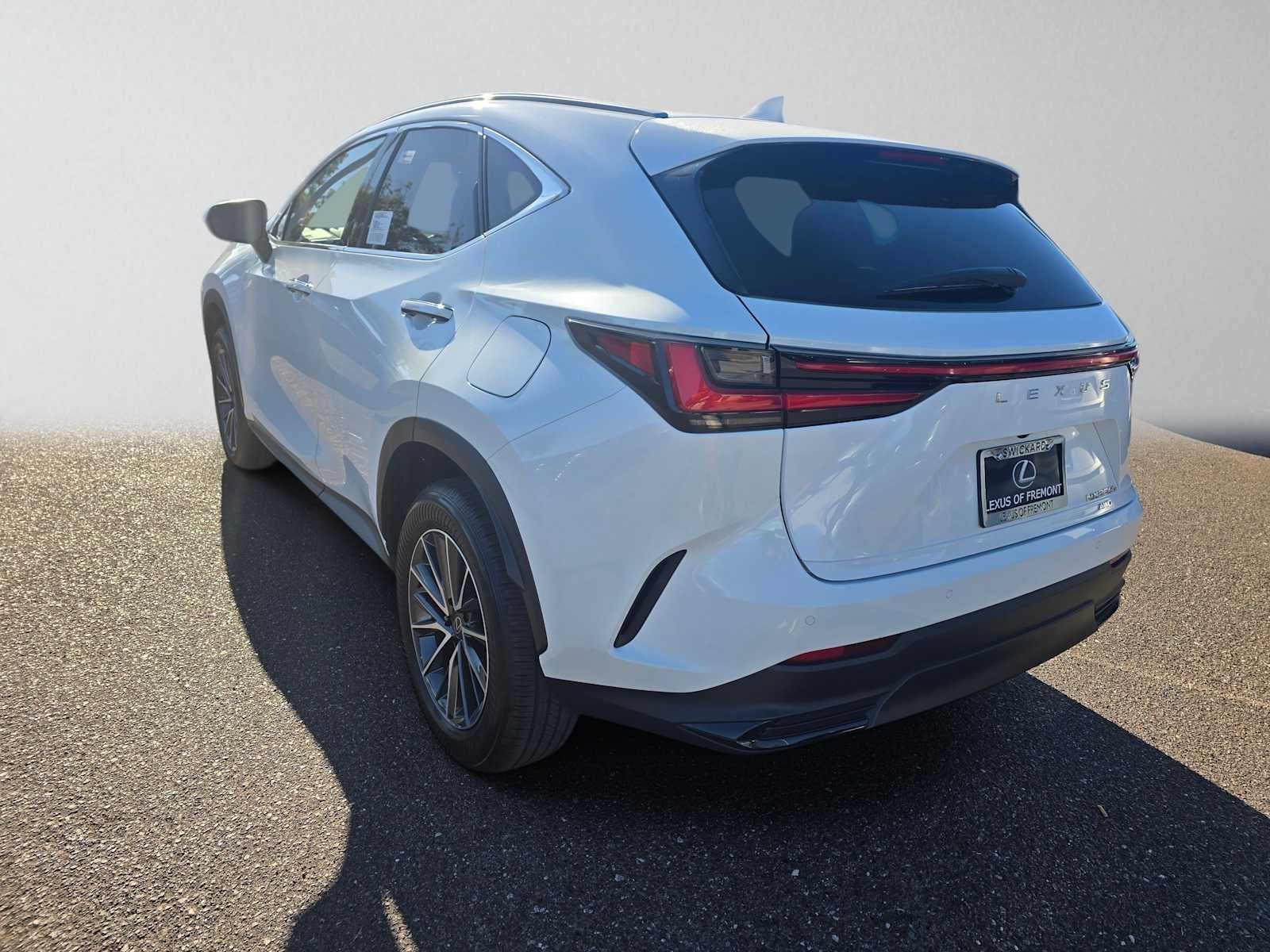 2026 Lexus NX 350h PREMIUM