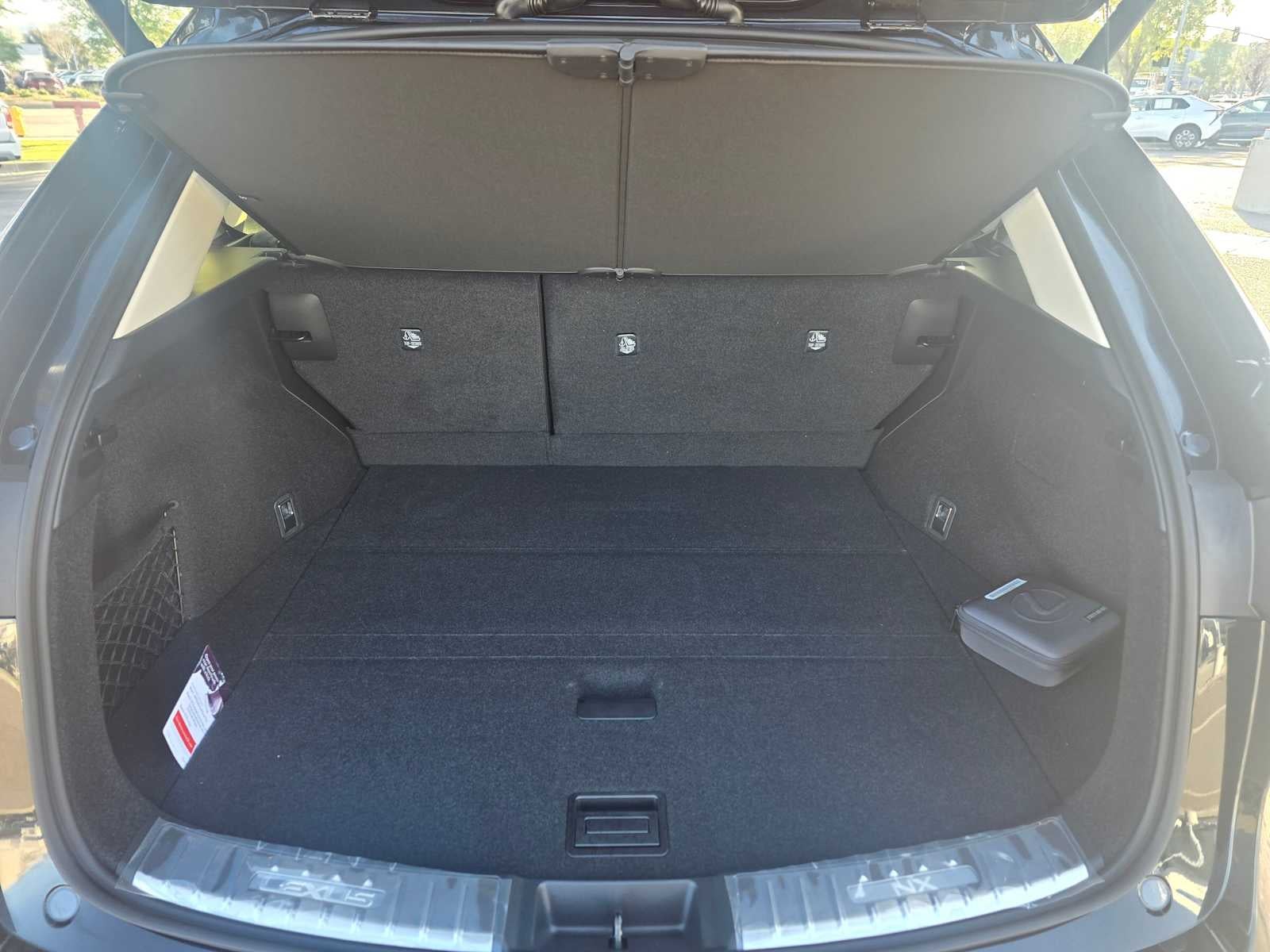 2026 Lexus NX 350h Luxury