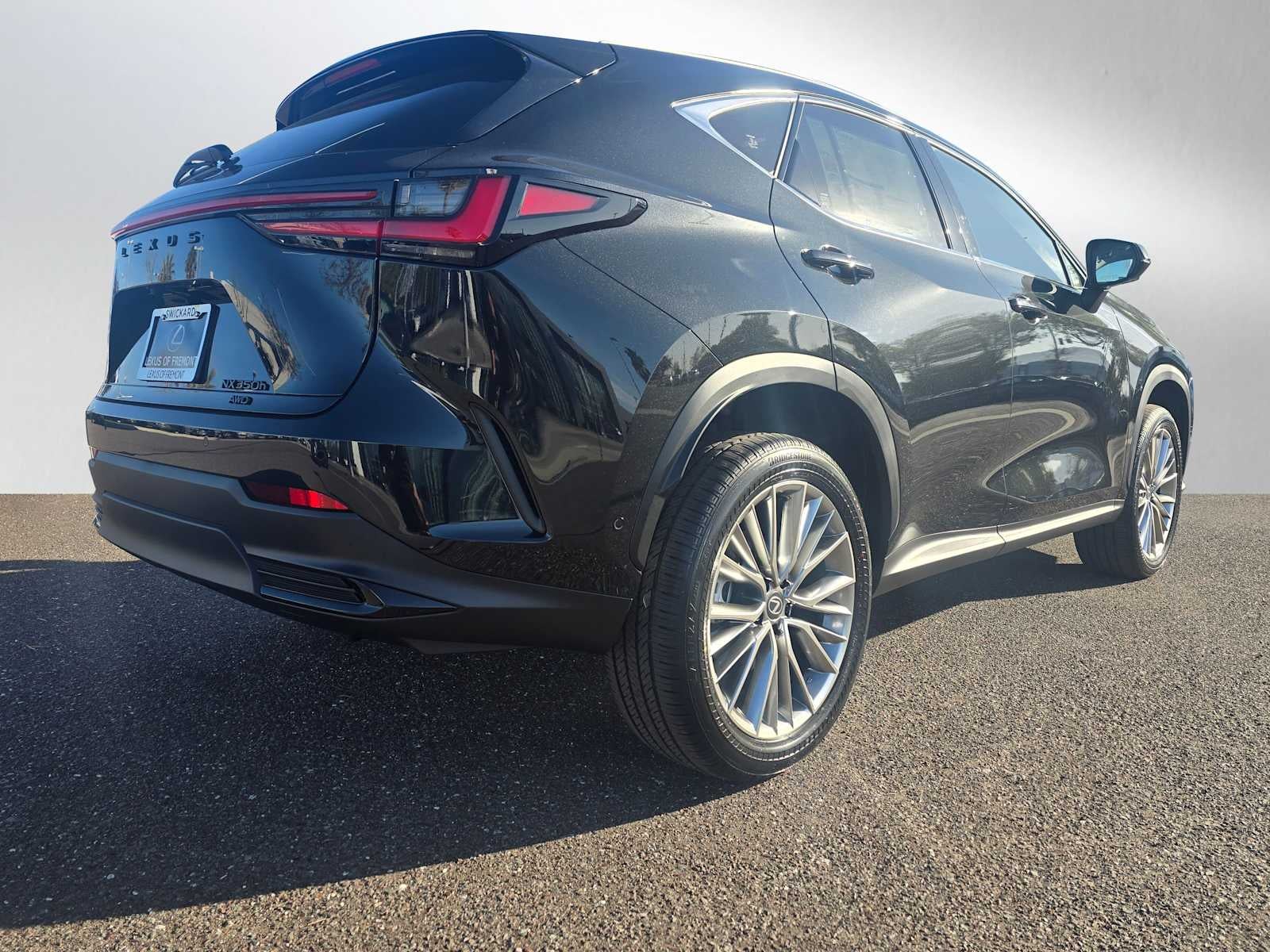 2026 Lexus NX 350h Luxury