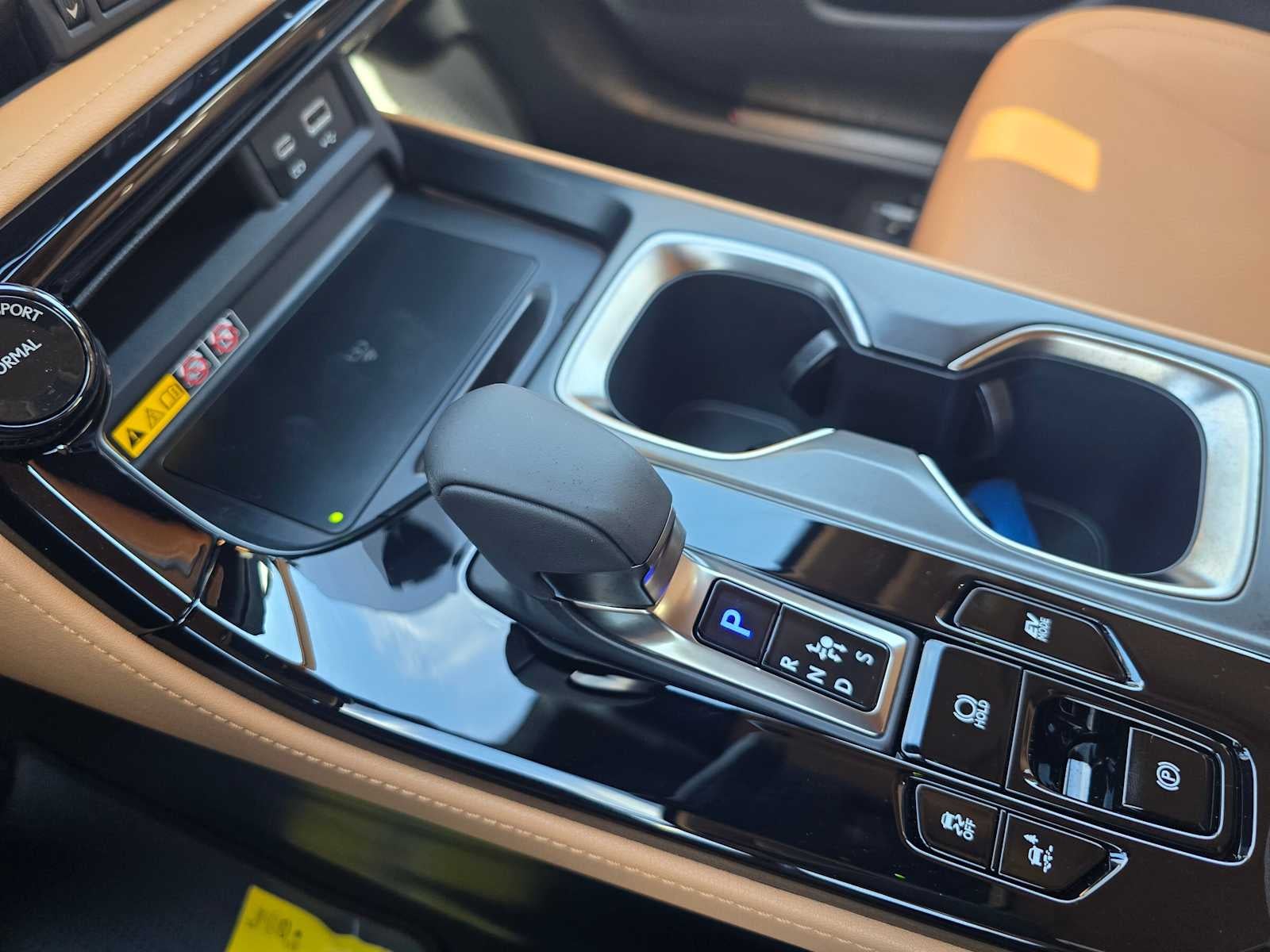 2026 Lexus NX 350h LUXURY AWD