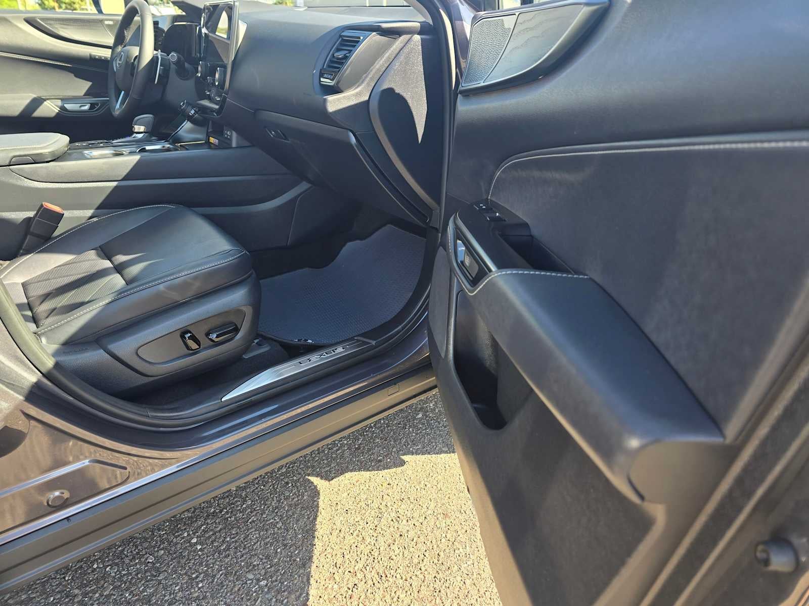 2026 Lexus NX 350h LUXURY AWD