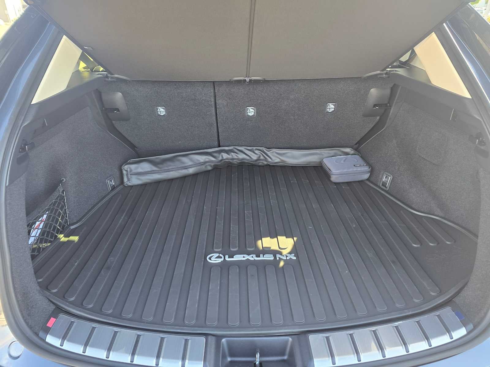 2026 Lexus NX 350h LUXURY AWD