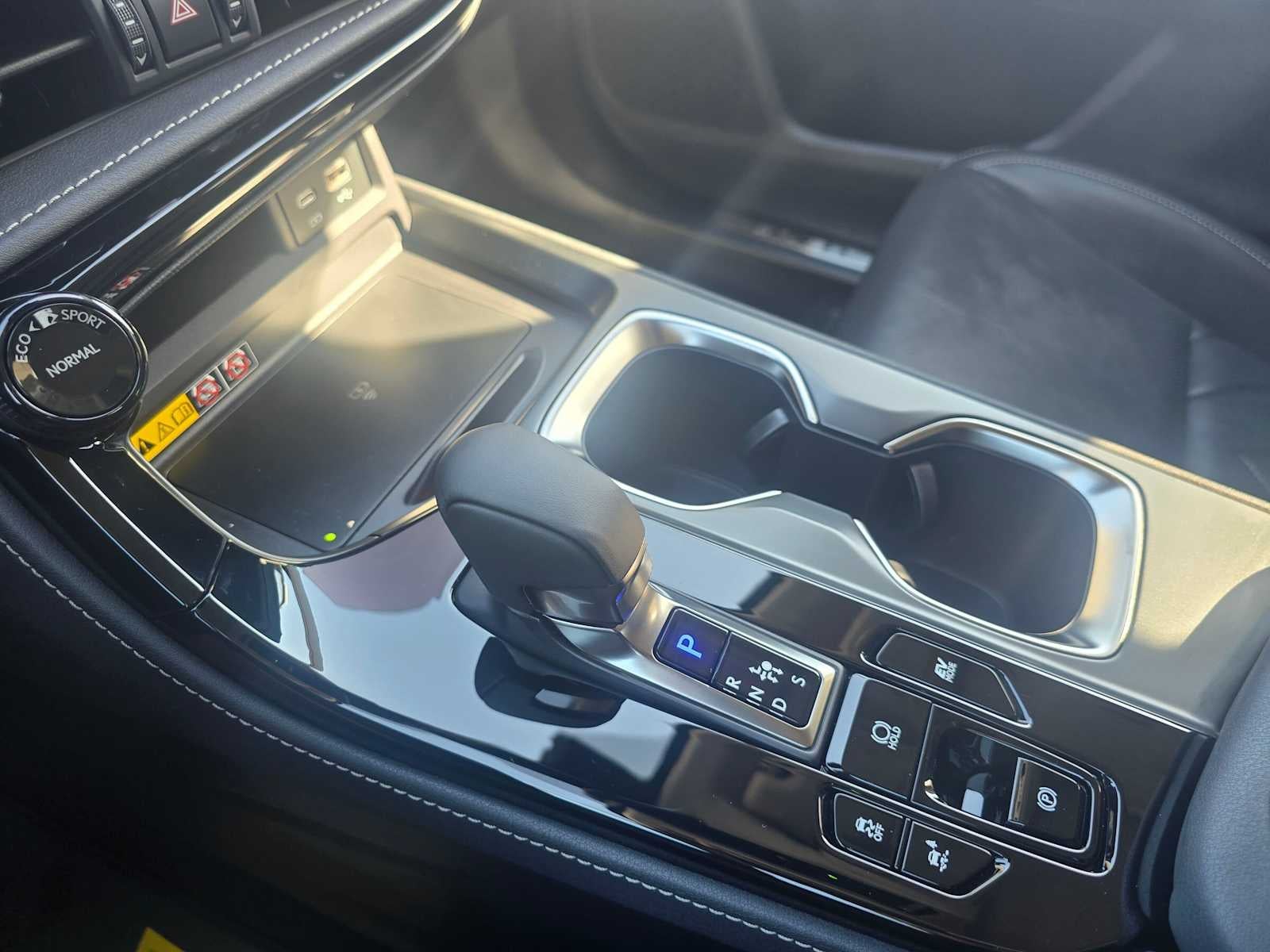 2026 Lexus NX 350h Luxury
