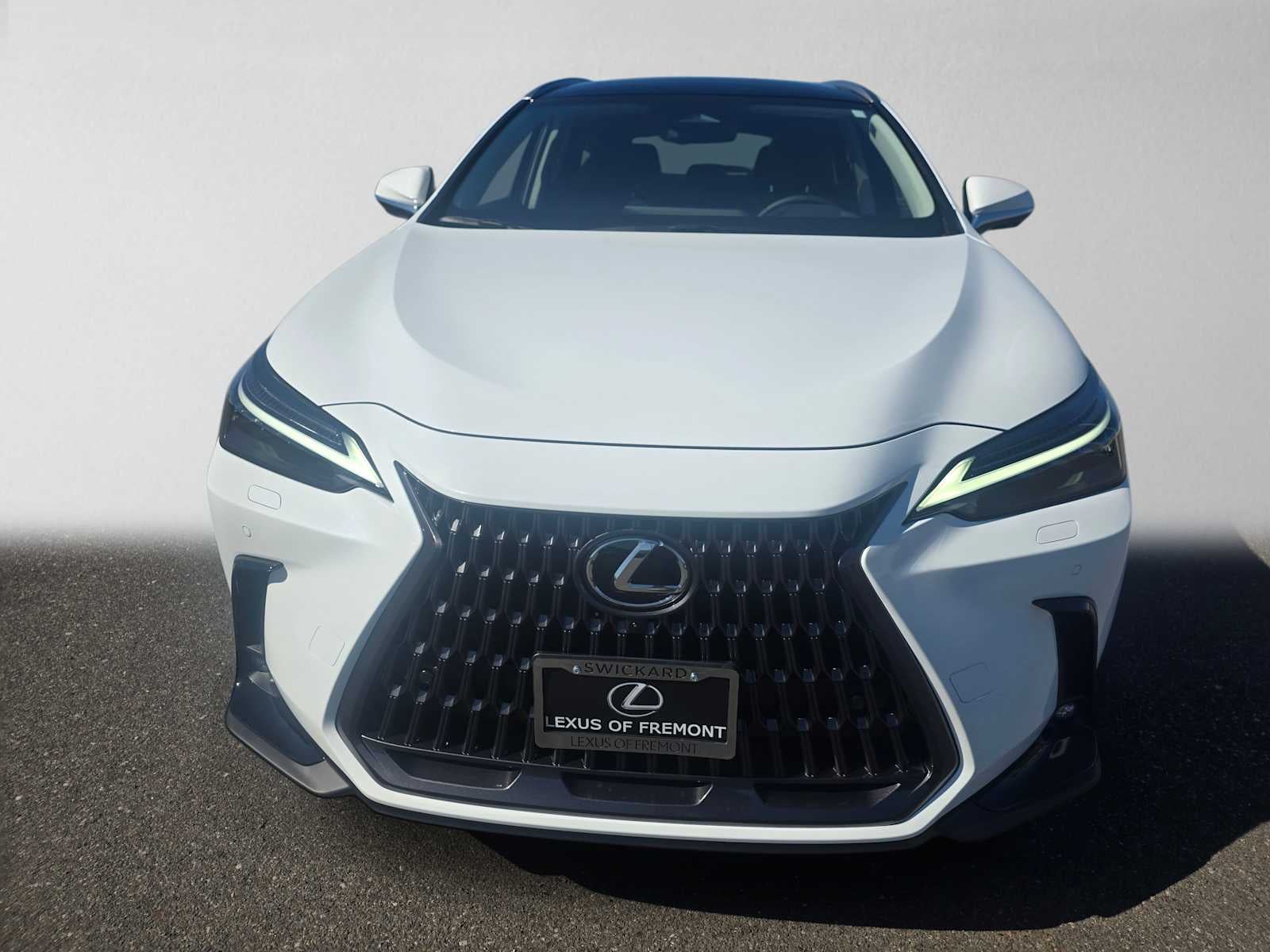 2026 Lexus NX 350h Luxury