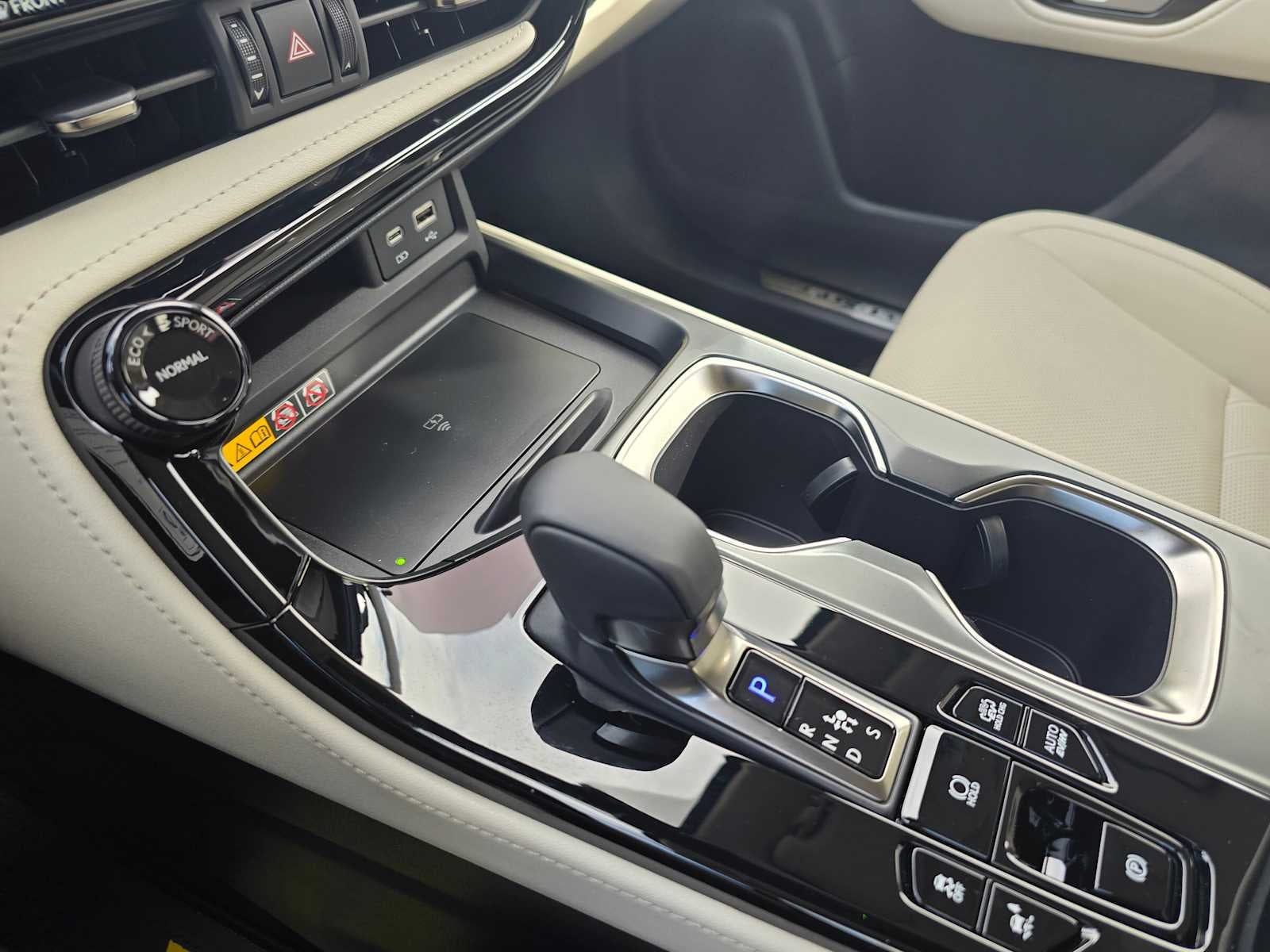 2026 Lexus NX 450h PLUS LUXURY AWD