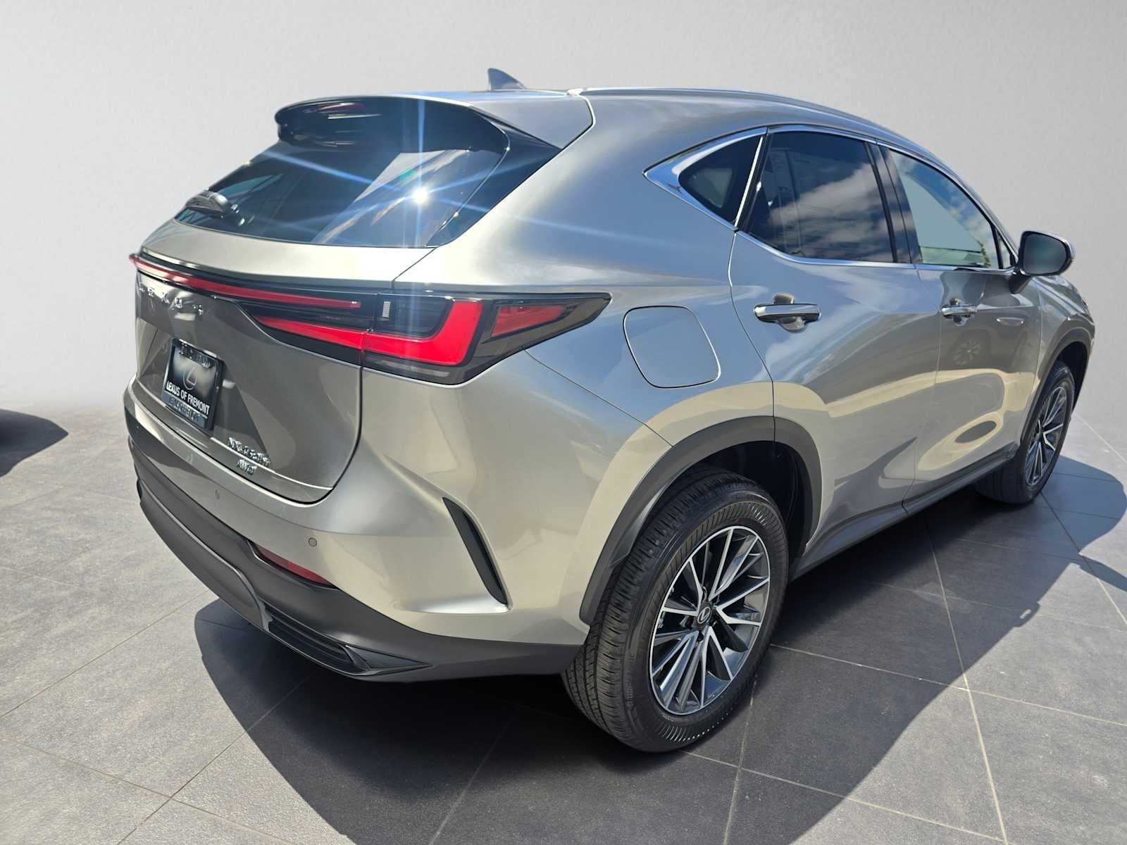 2026 Lexus NX 450h+ Premium