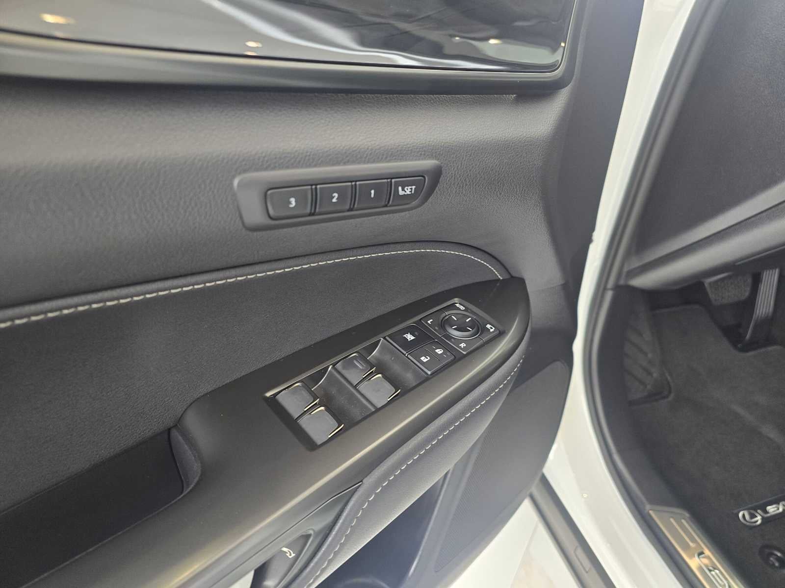 2026 Lexus NX 450h PREMIUM PLUS AWD