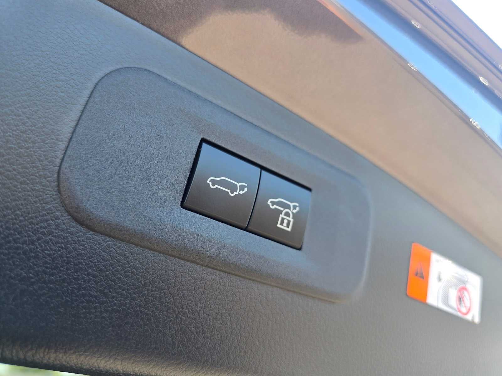 2026 Lexus NX 450h+ Luxury