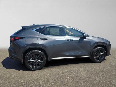 2026 Lexus NX 450h+ Luxury