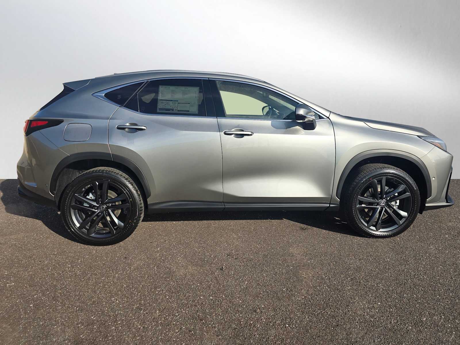 2026 Lexus NX 450h PLUS LUXURY AWD