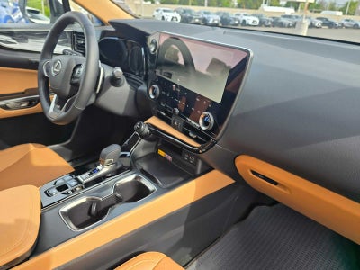 2026 Lexus NX 450h+ Premium