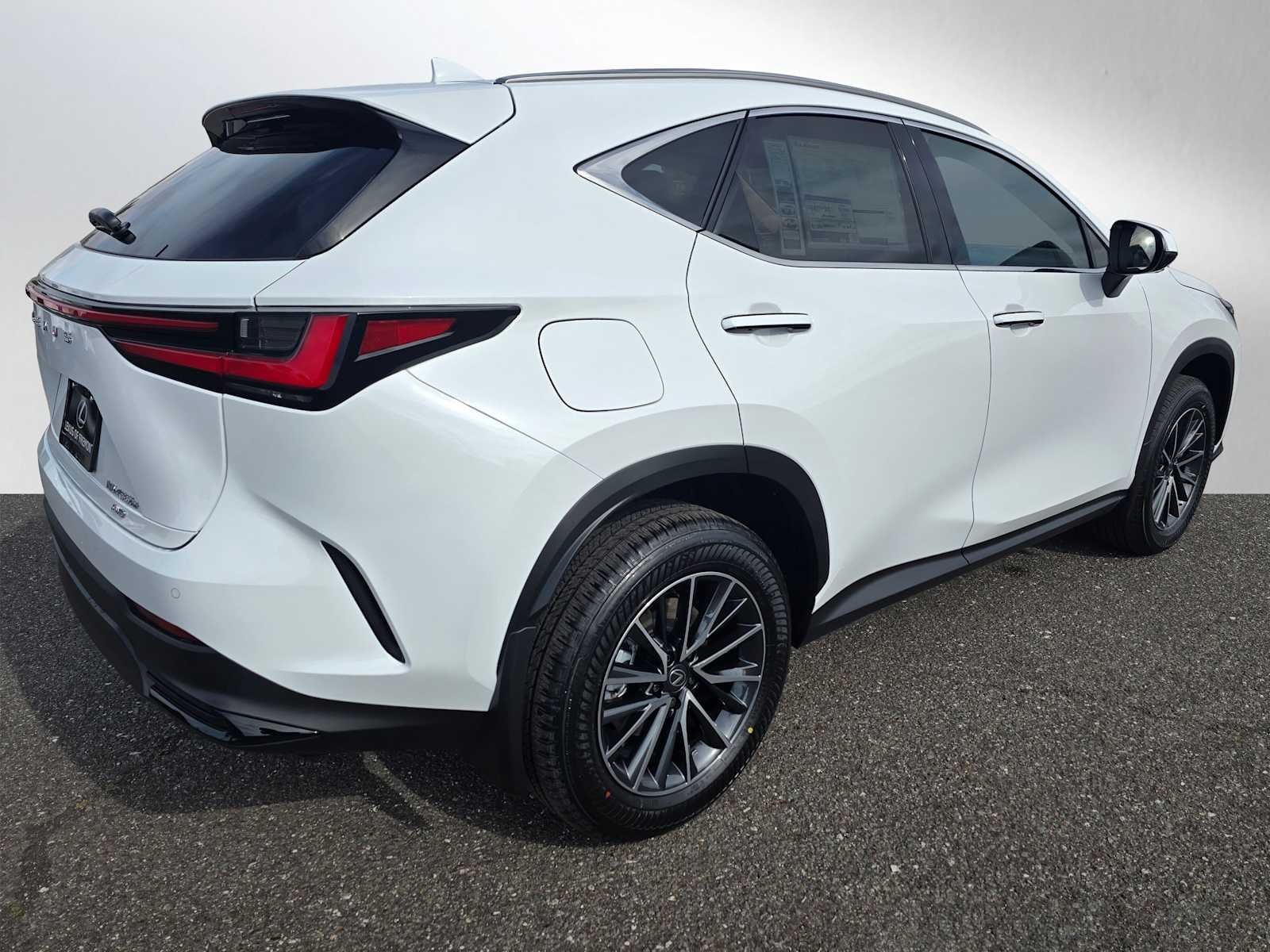 2026 Lexus NX 450h+ Premium