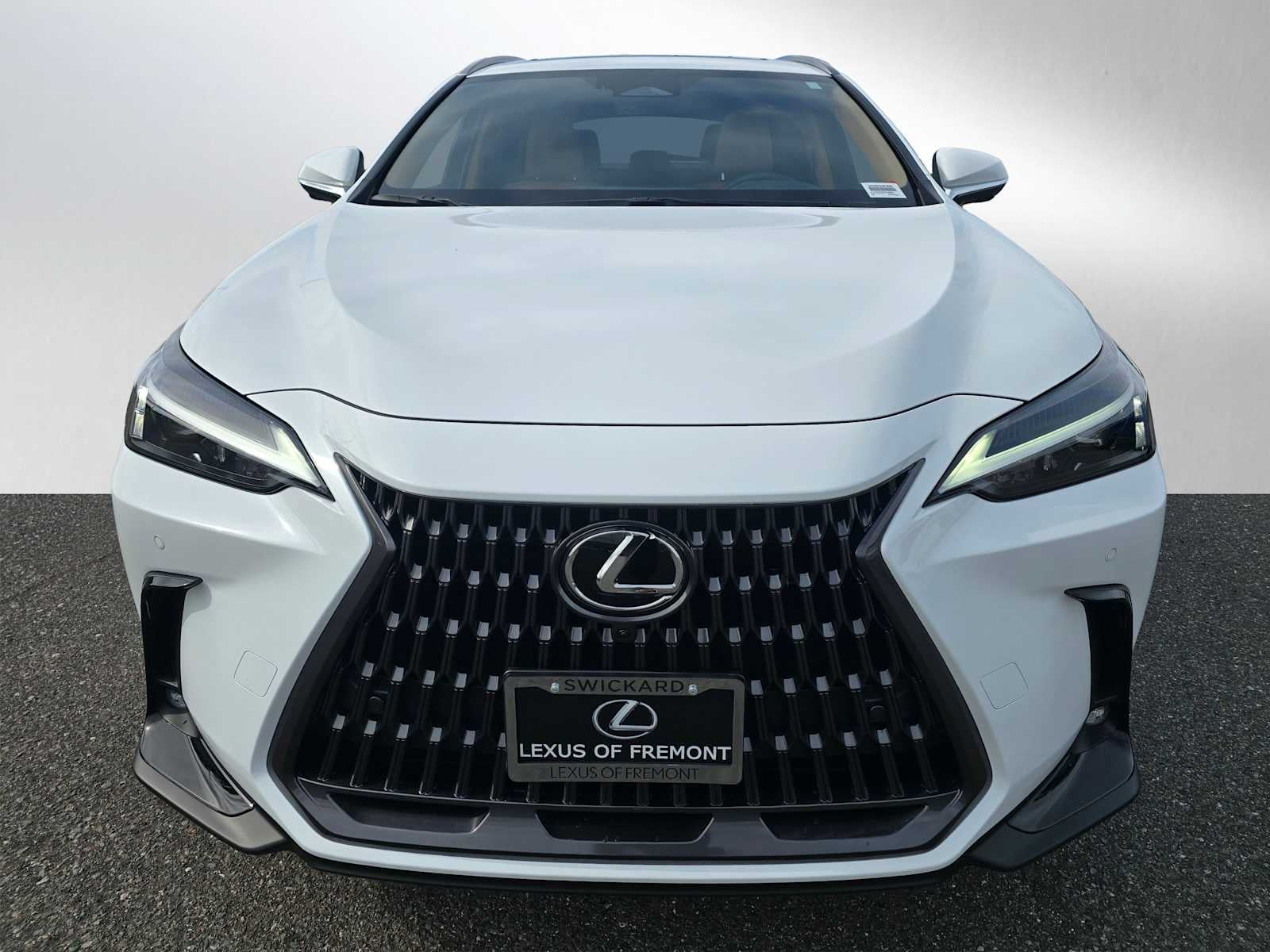 2026 Lexus NX 450h+ Premium
