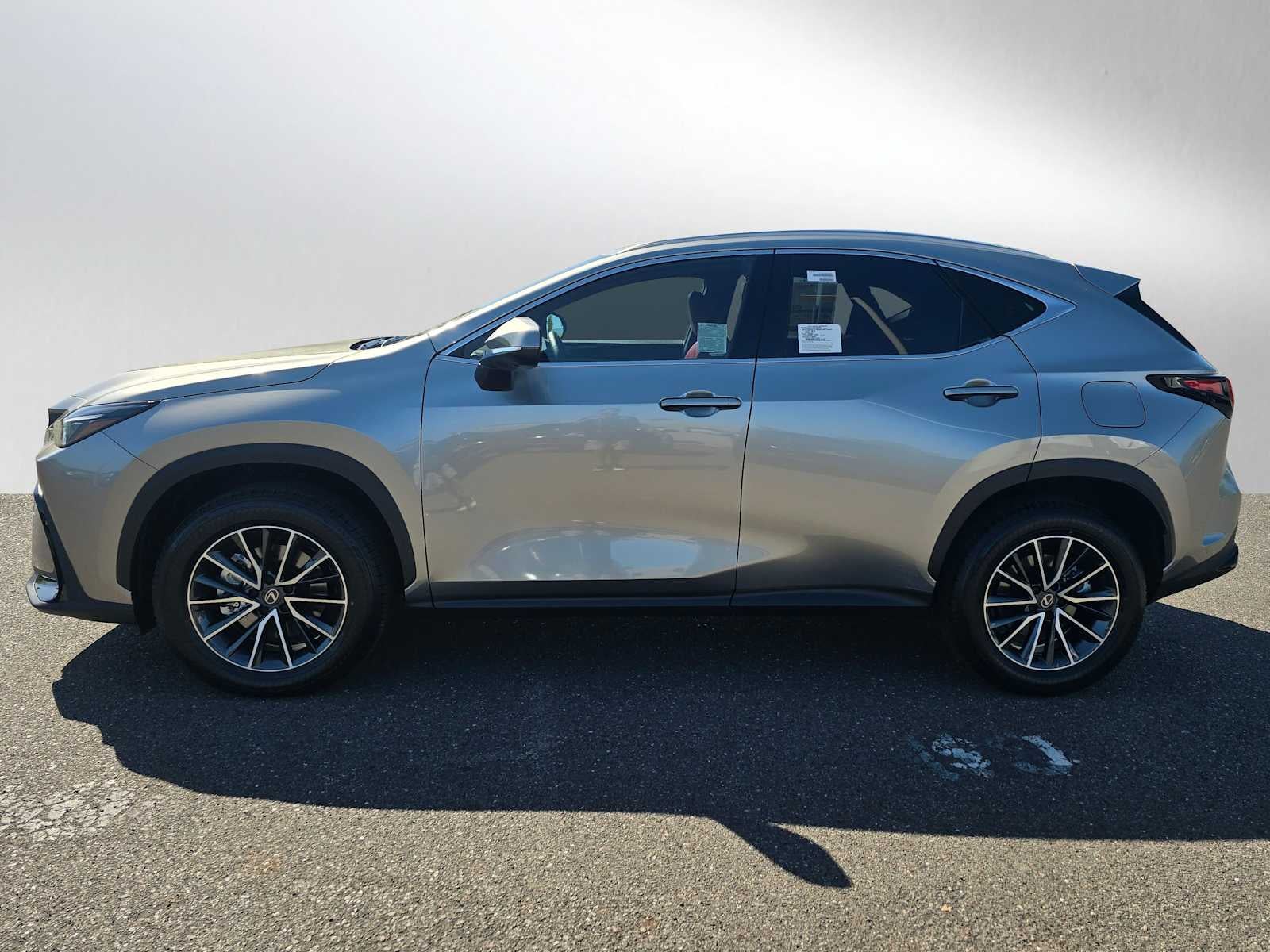 2026 Lexus NX 450h PREMIUM PLUS AWD