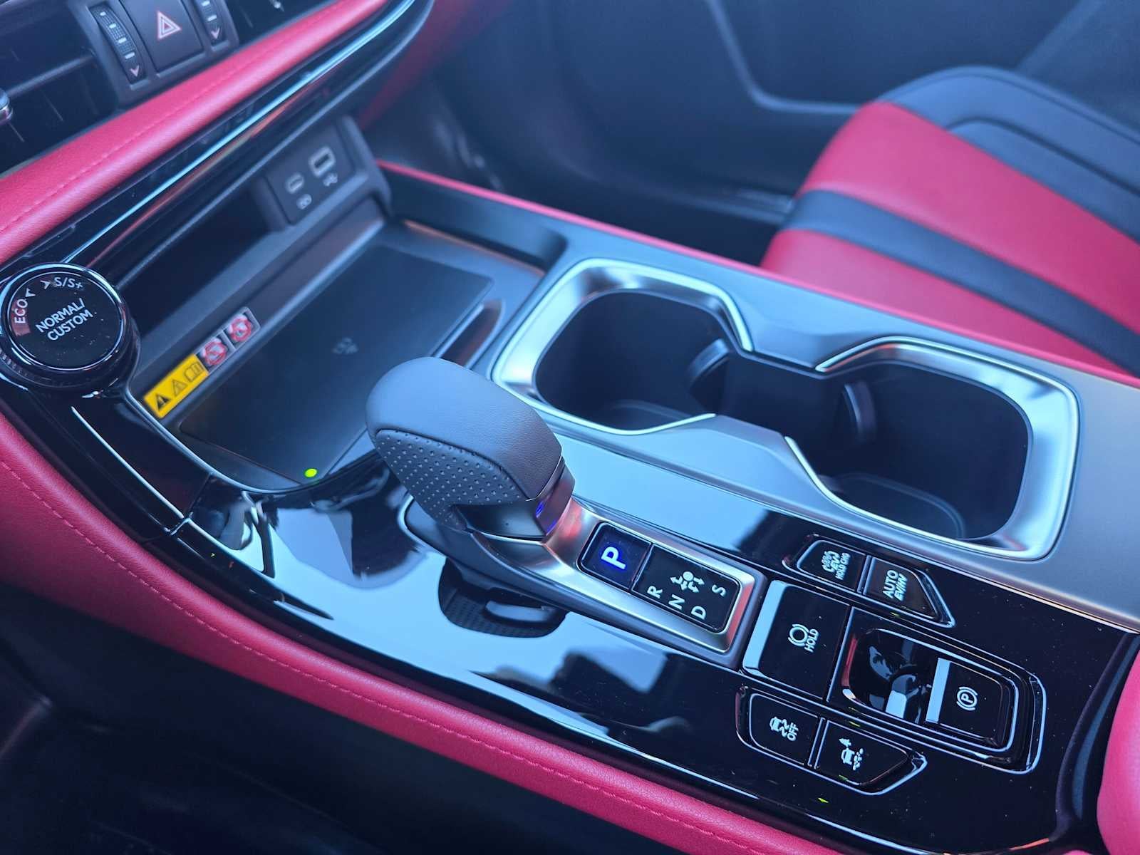 2026 Lexus NX F SPORT Handling