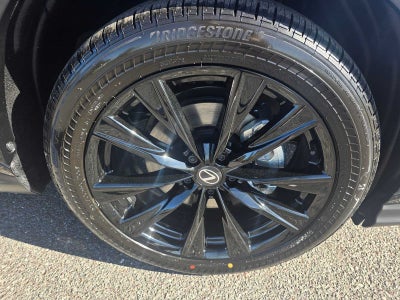 2026 Lexus NX 450h+ F SPORT Handling