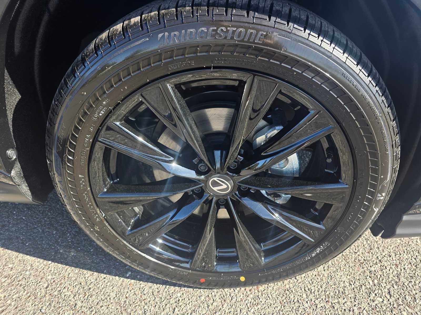 2026 Lexus NX 450h+ F SPORT Handling