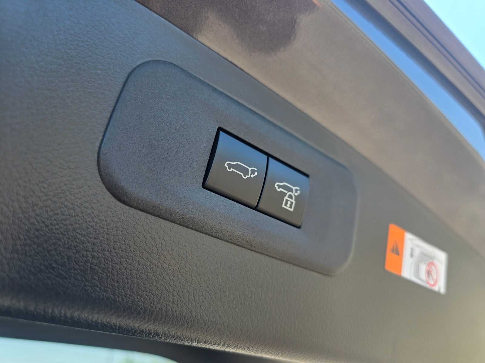 2026 Lexus NX 450h+ F SPORT Handling