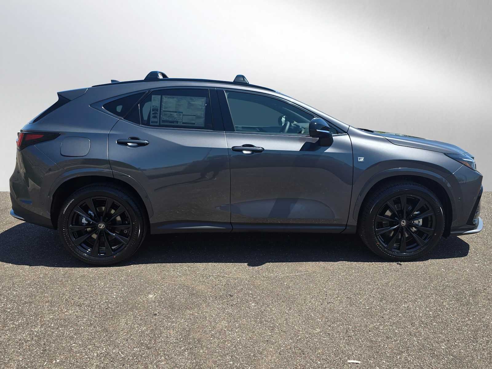 2026 Lexus NX 450h+ F SPORT Handling