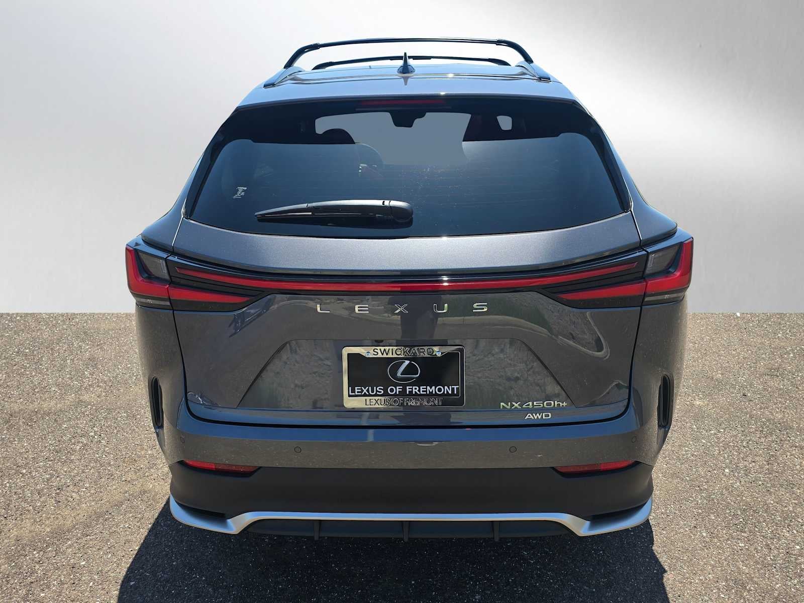 2026 Lexus NX 450h+ F SPORT Handling