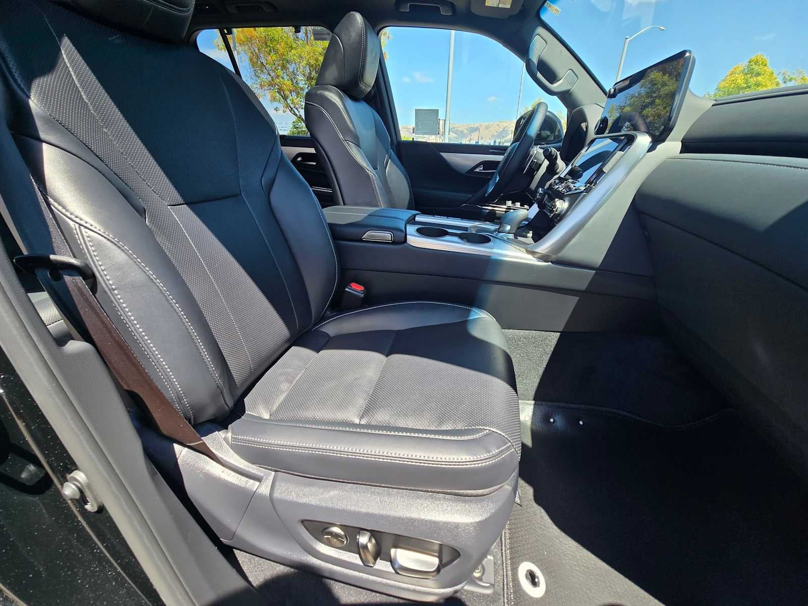 2026 Lexus LX 700h F SPORT HANDLING
