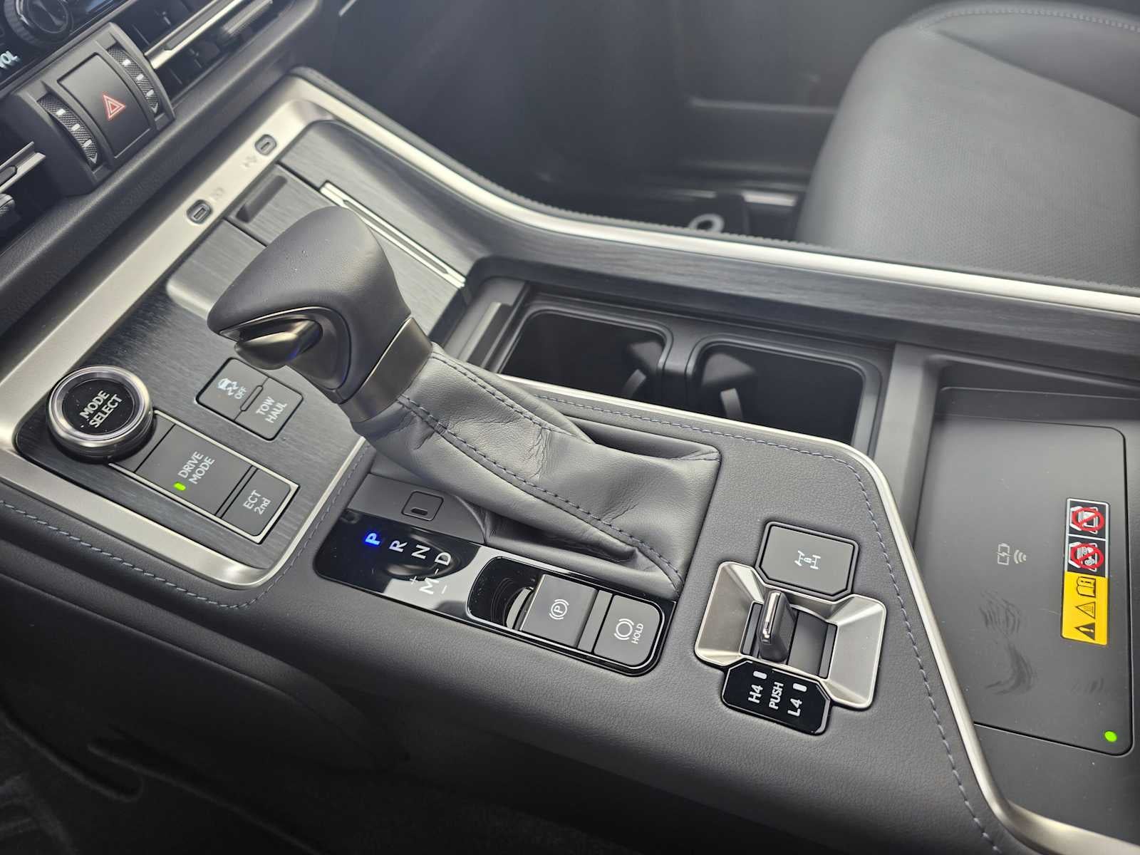 2025 Lexus GX Premium