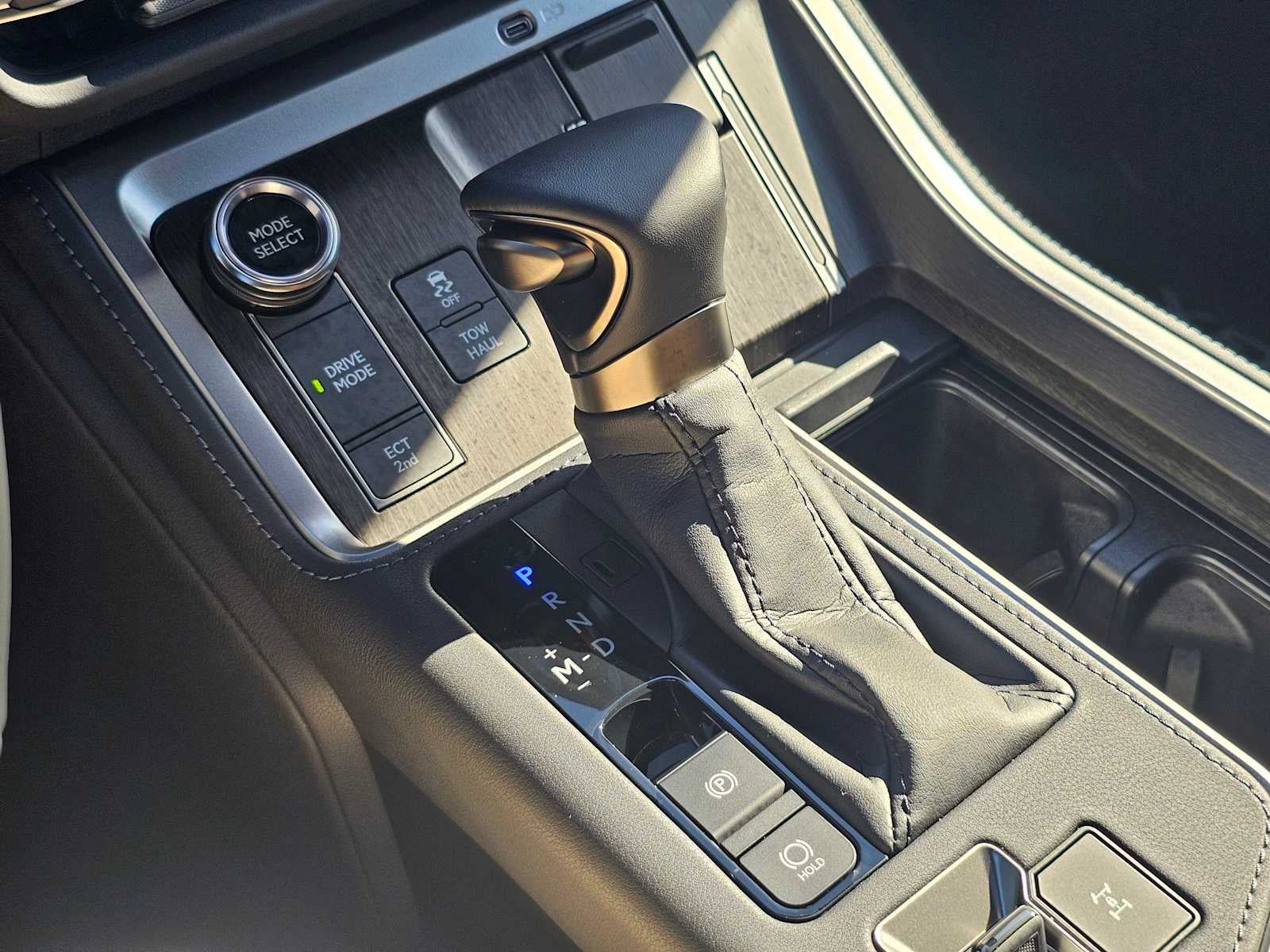 2025 Lexus GX Premium