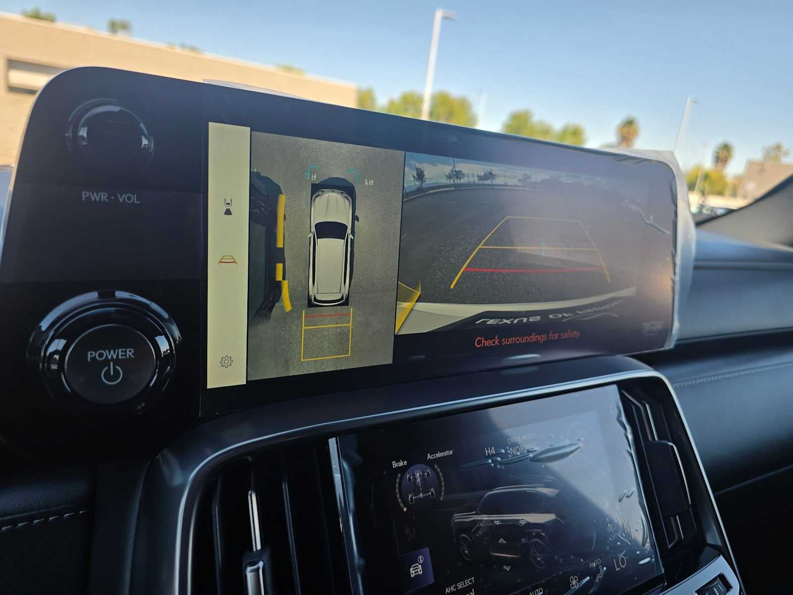 2026 Lexus LX 700h OVERTRAIL