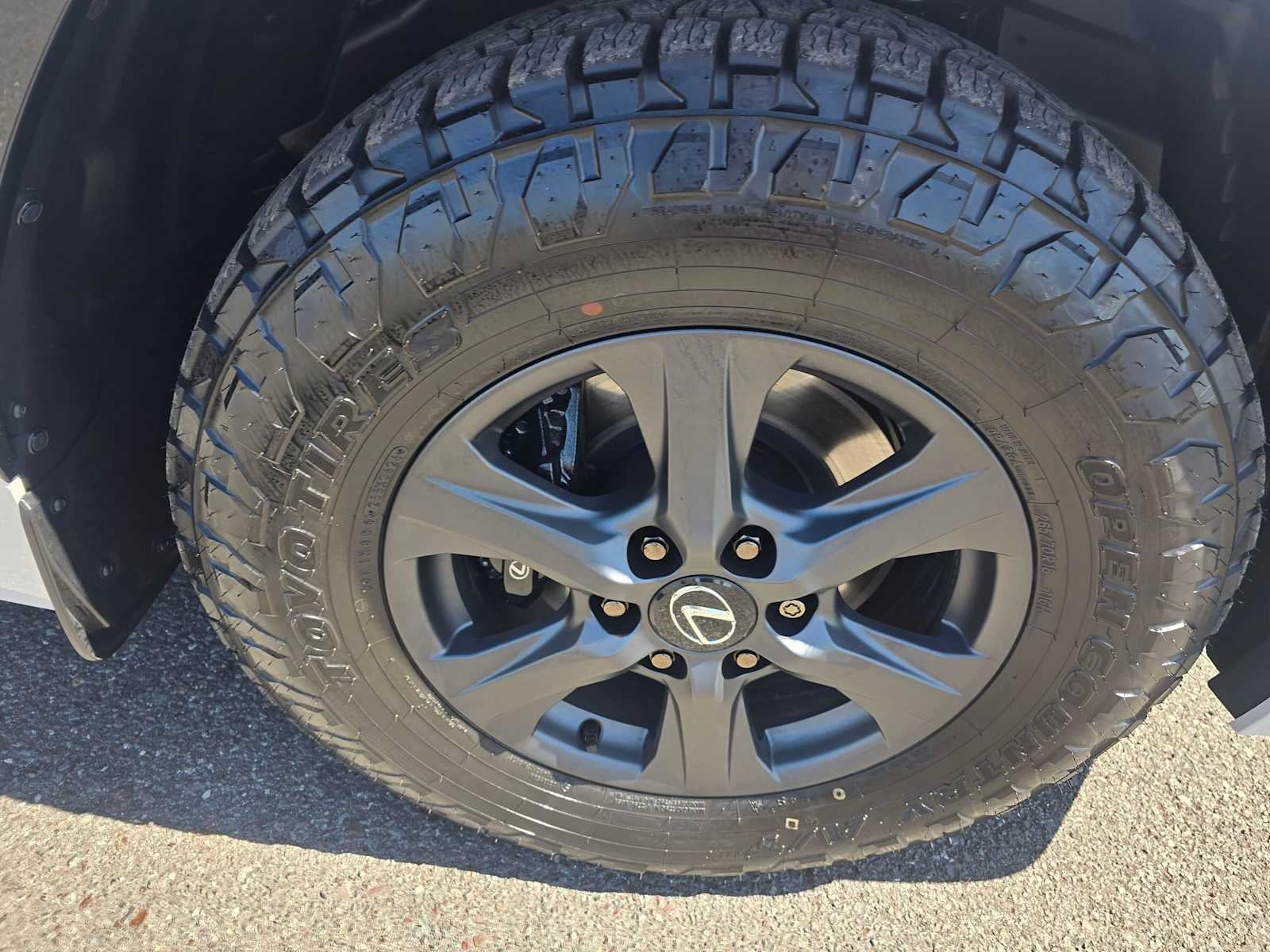 2026 Lexus LX 700h OVERTRAIL