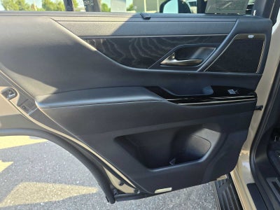 2025 Lexus LX Overtrail