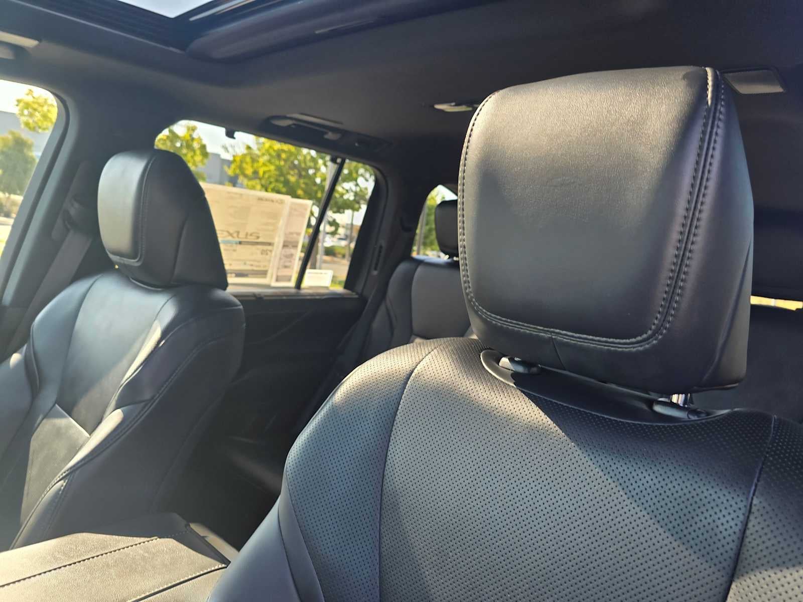 2025 Lexus LX Overtrail