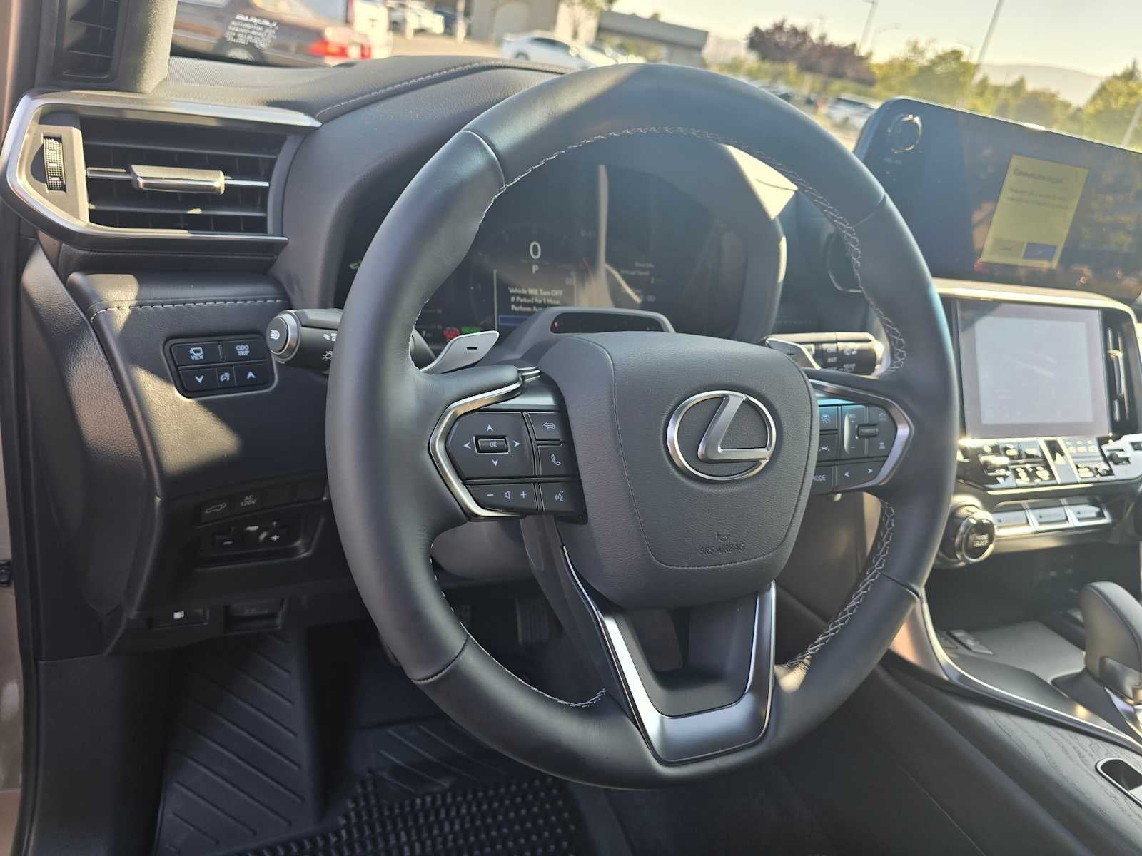 2025 Lexus LX Overtrail