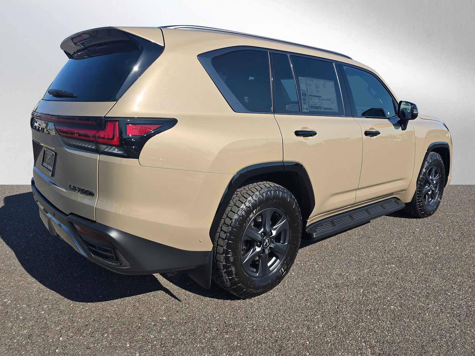 2025 Lexus LX Overtrail