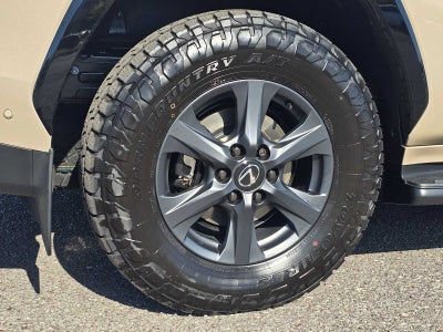 2025 Lexus LX Overtrail