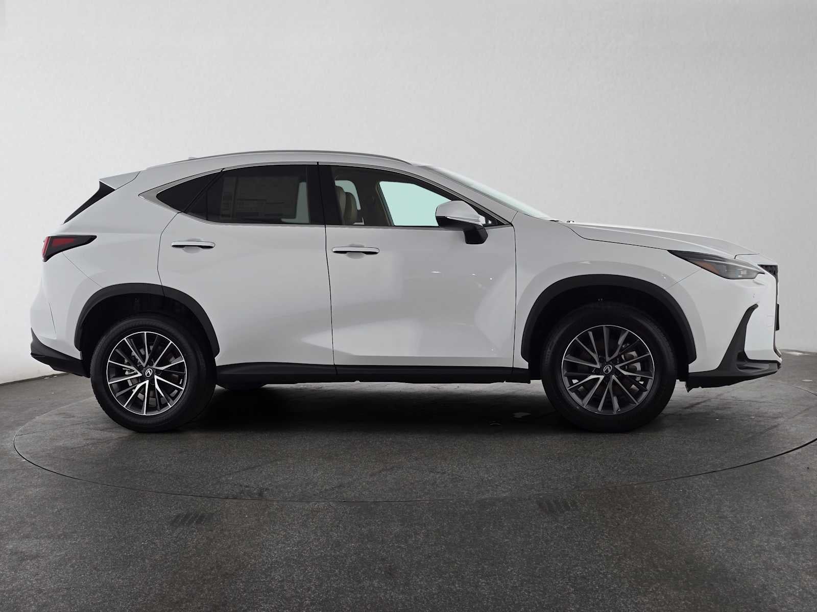 2026 Lexus NX 350 PREMIUM