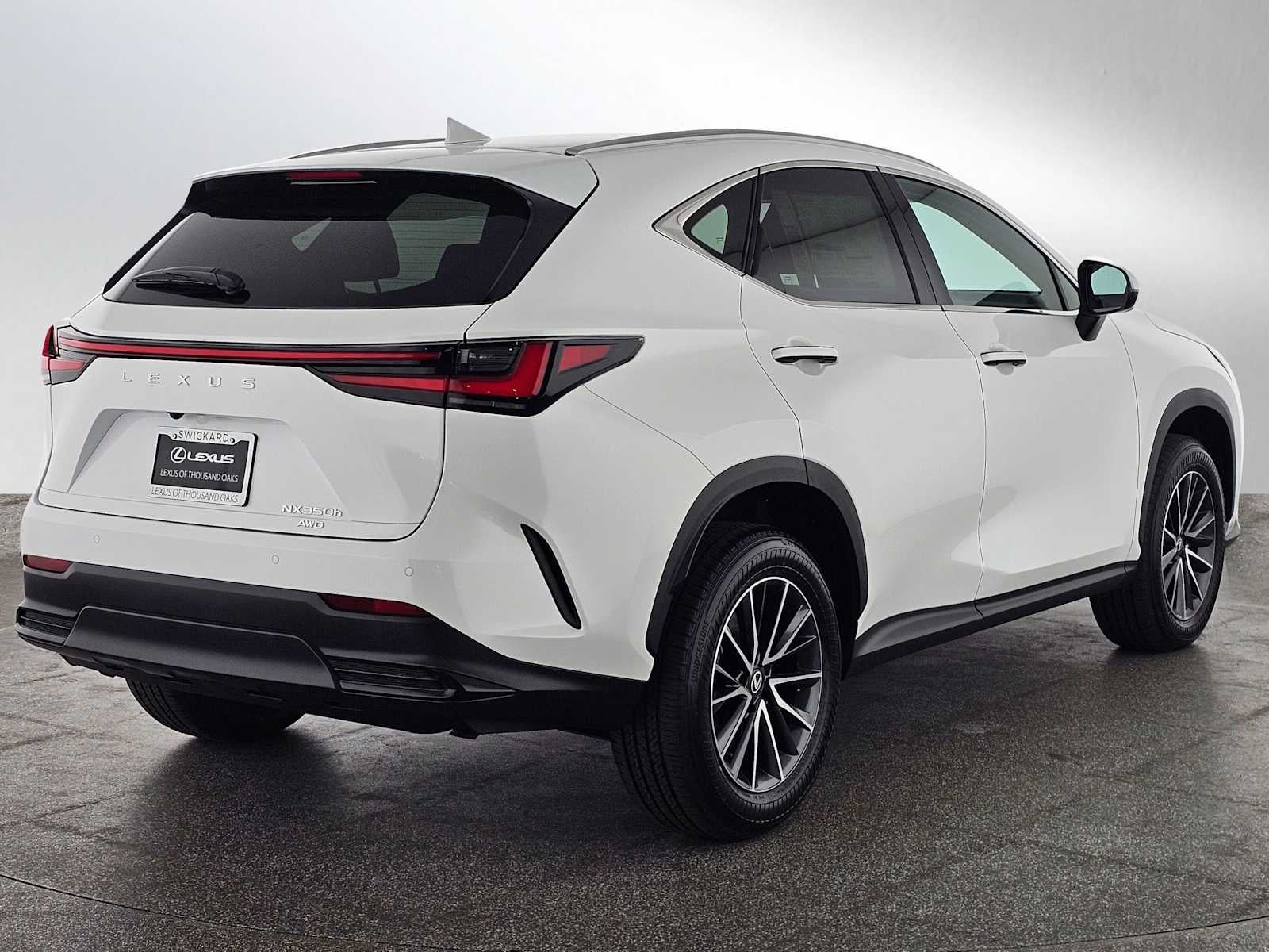 2026 Lexus NX 350h Premium