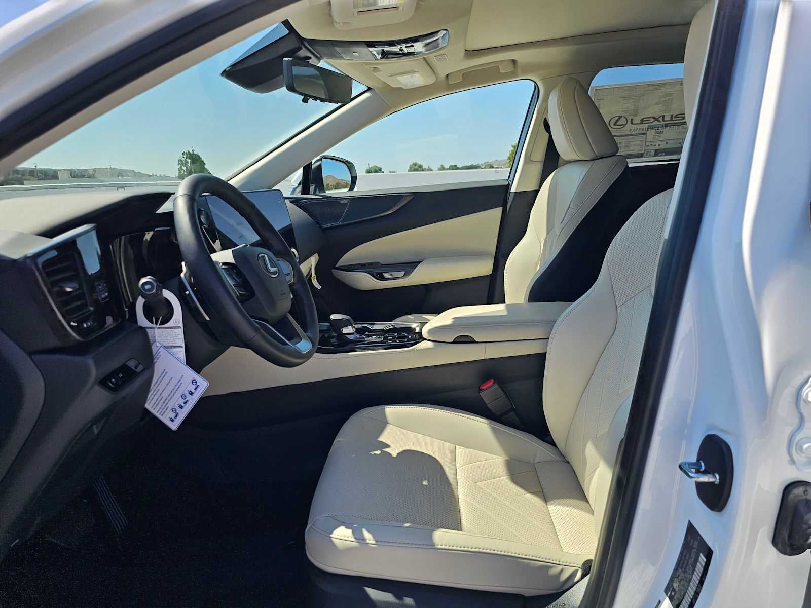 2026 Lexus NX 350h LUXURY AWD