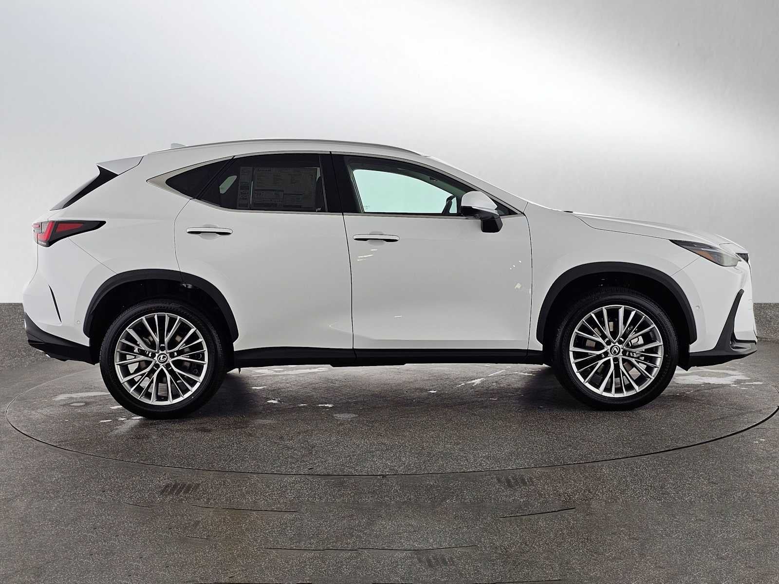 2026 Lexus NX 350h LUXURY AWD