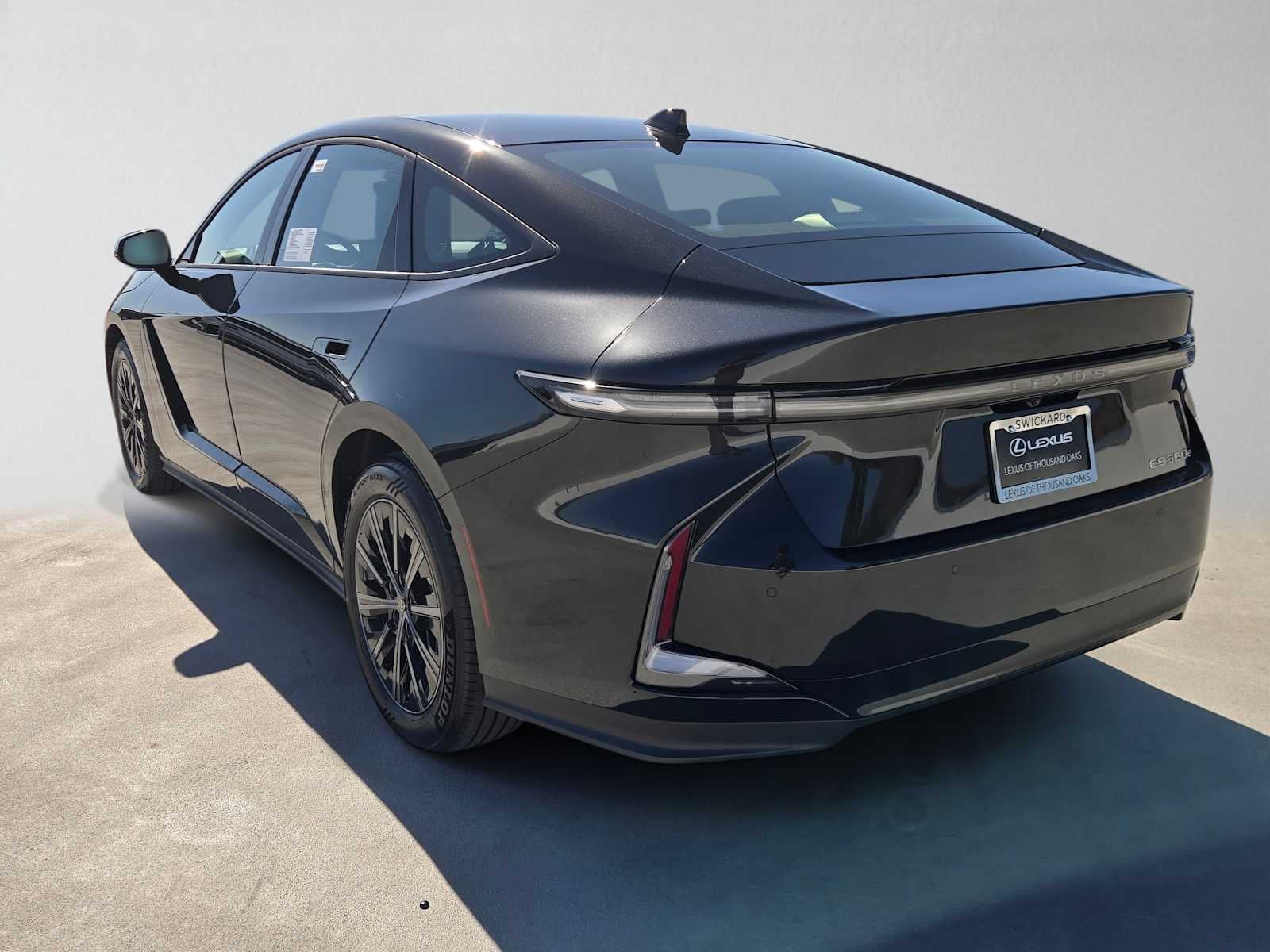 2026 Lexus ES 350e PREMIUM