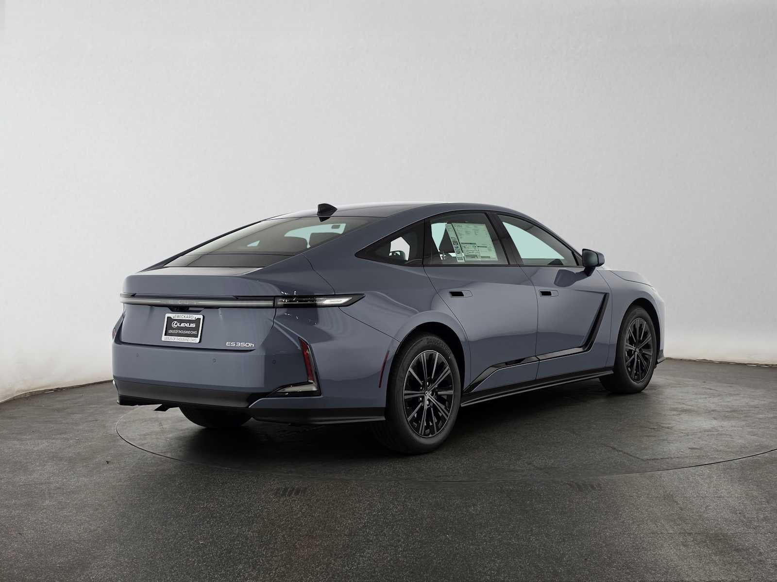 2026 Lexus ES 350h Premium