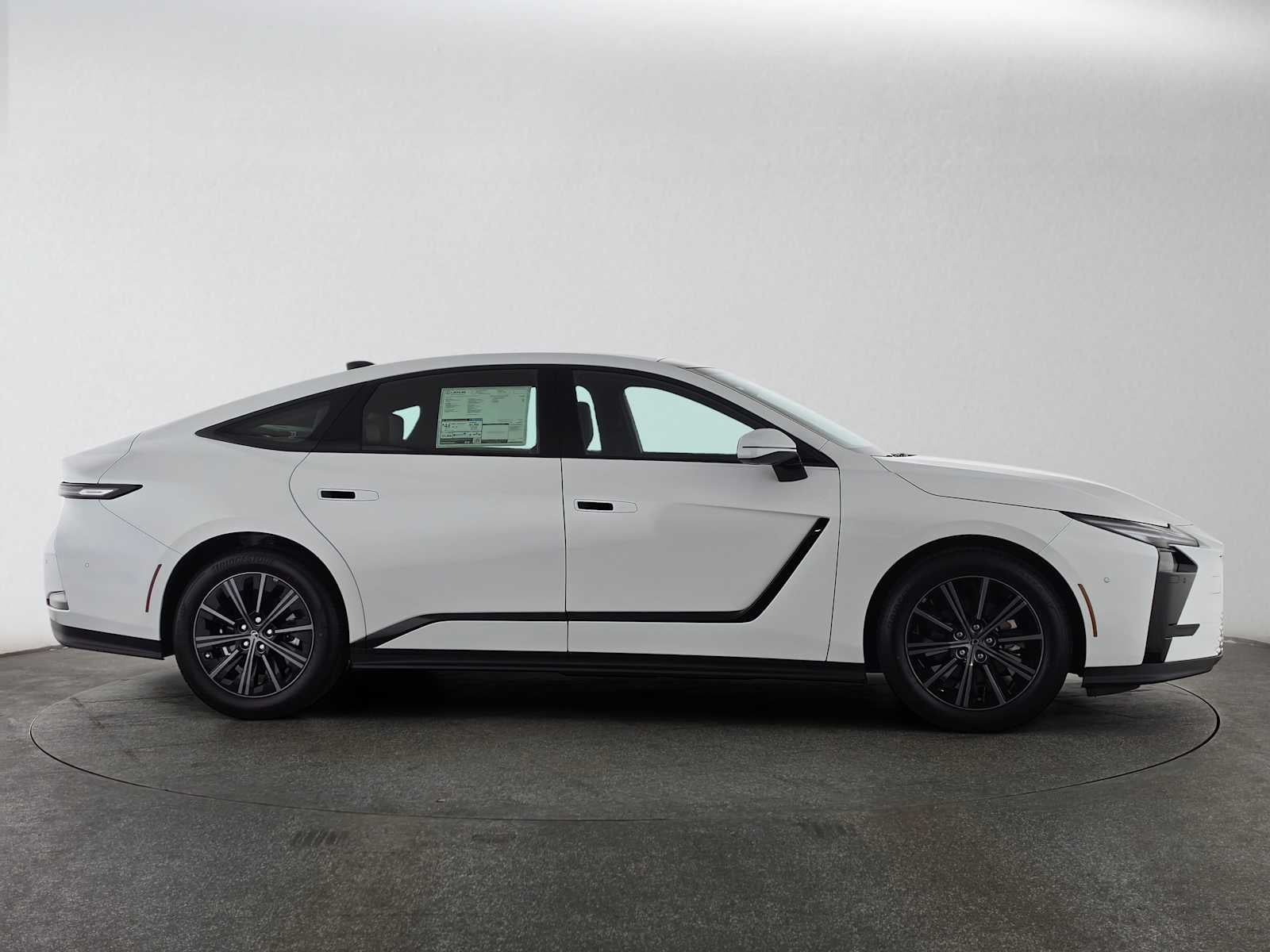 2026 Lexus ES 350h Premium+