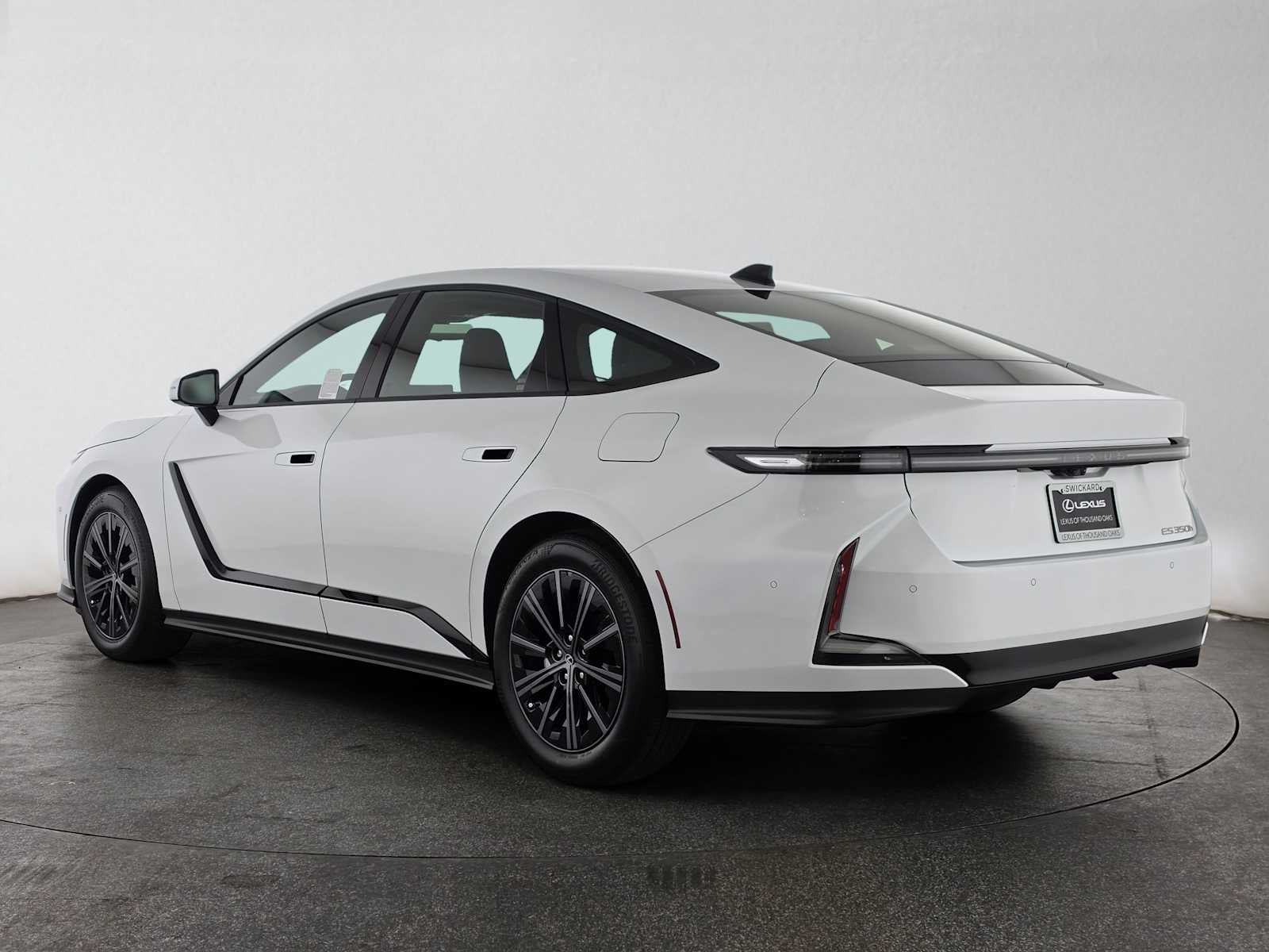 2026 Lexus ES 350h Premium+