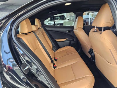 2026 Lexus UX 300h PREMIUM