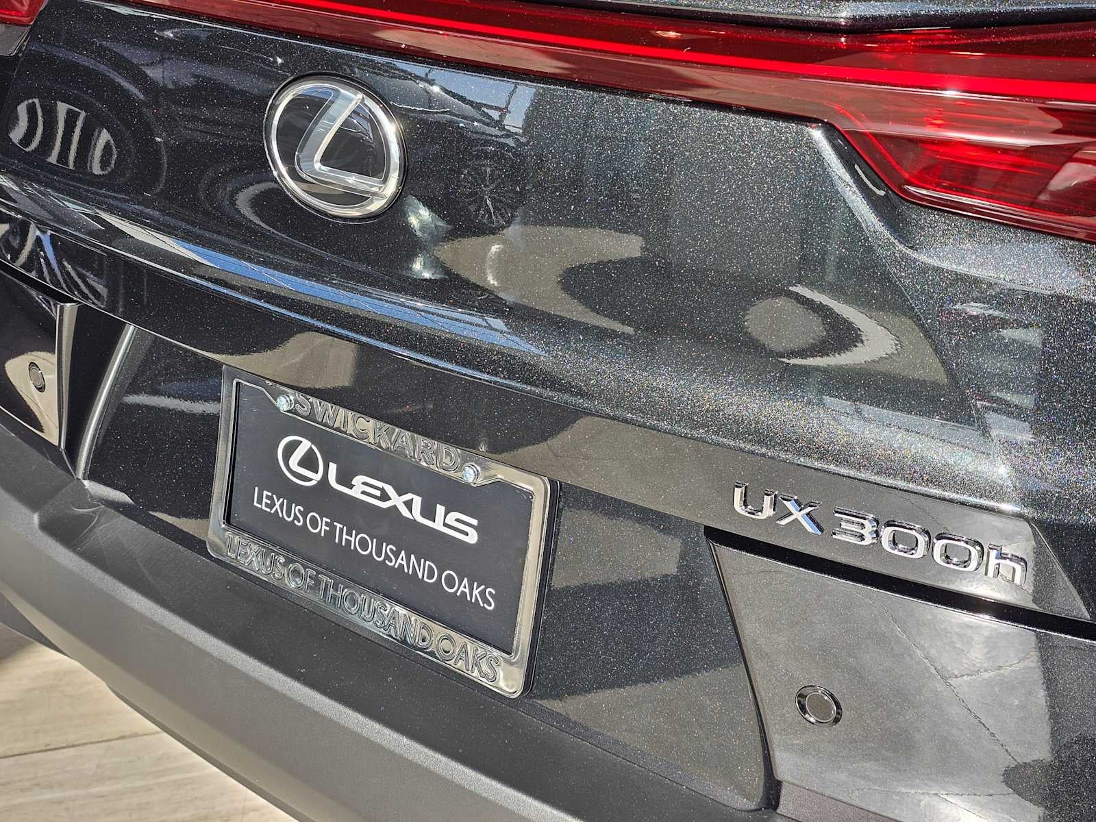 2026 Lexus UX 300h PREMIUM