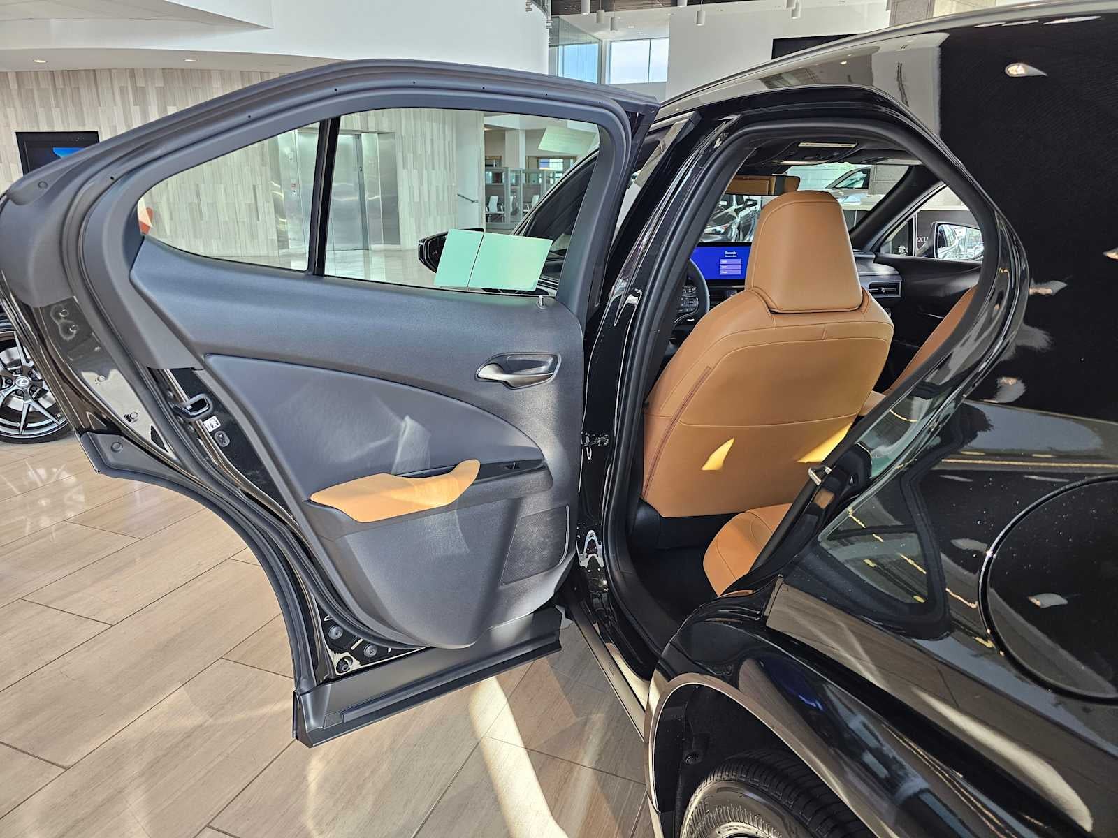 2026 Lexus UX 300h PREMIUM