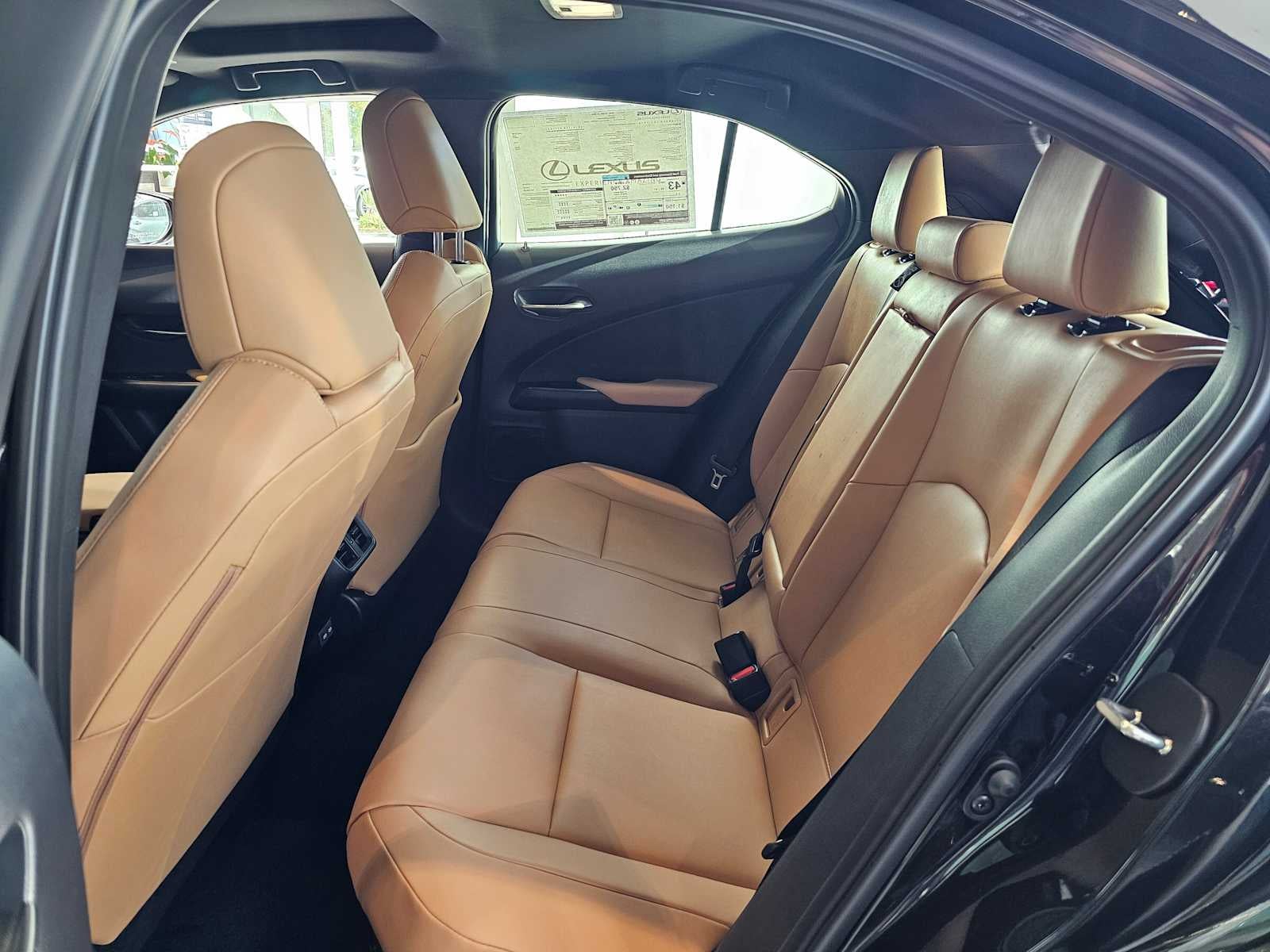 2026 Lexus UX 300h PREMIUM