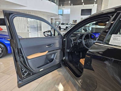 2026 Lexus UX 300h PREMIUM